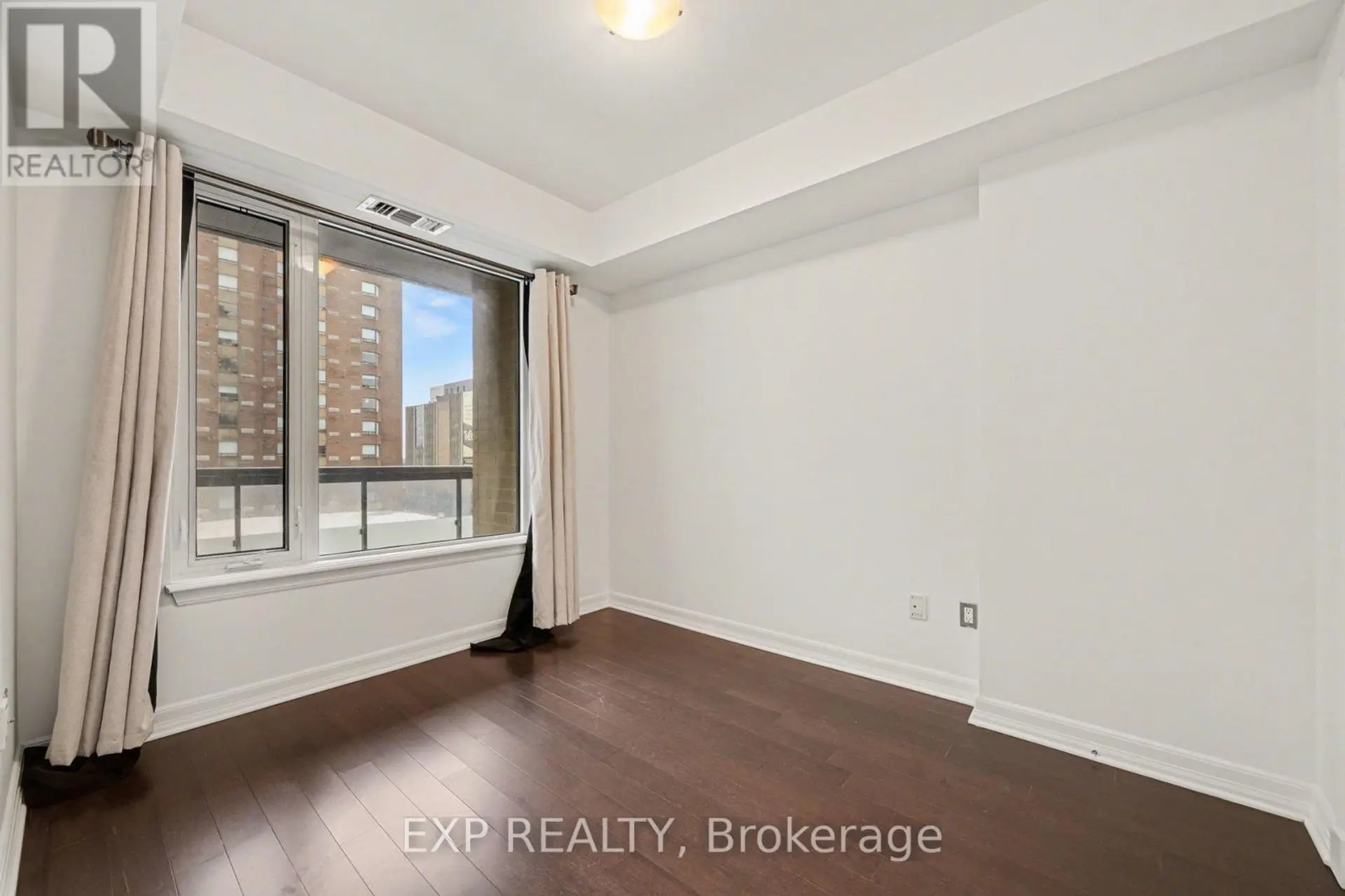 #510 238 BESSERER STREET - Image 13