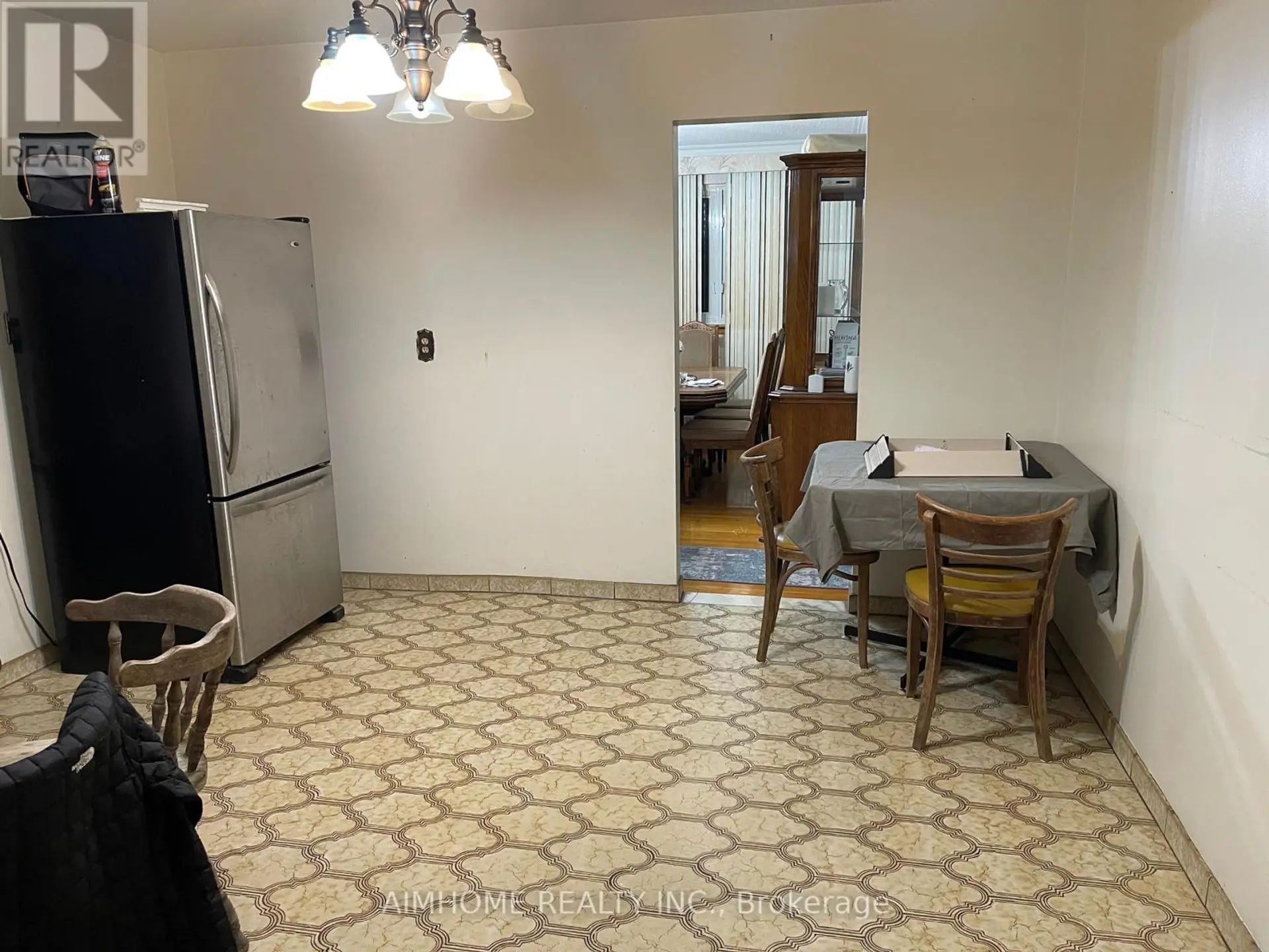 170 GRACEFIELD AVENUE - Image 7