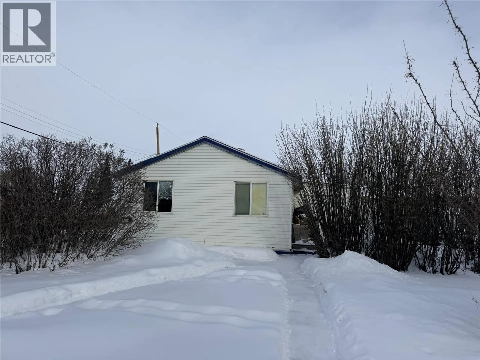 Property at 1330 101 Avenue, Dawson Creek, BC
