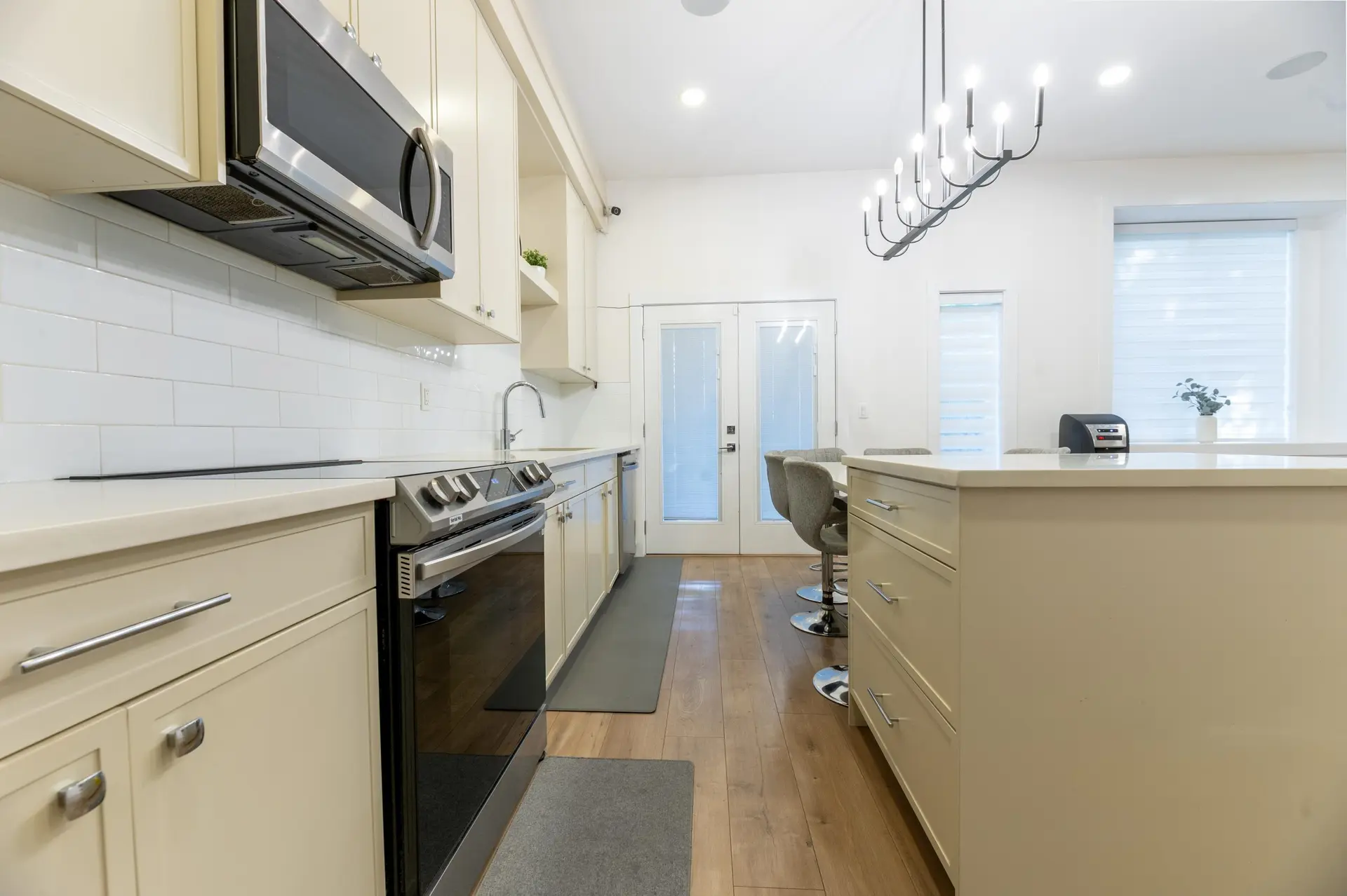 #16 5960 142nd Street - Image 4