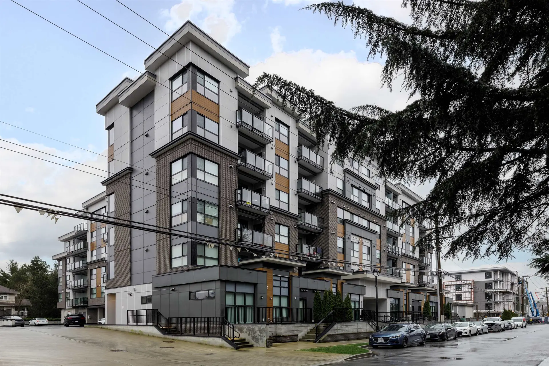 Property at #304 20695 Eastleigh Crescent, Langley, BC