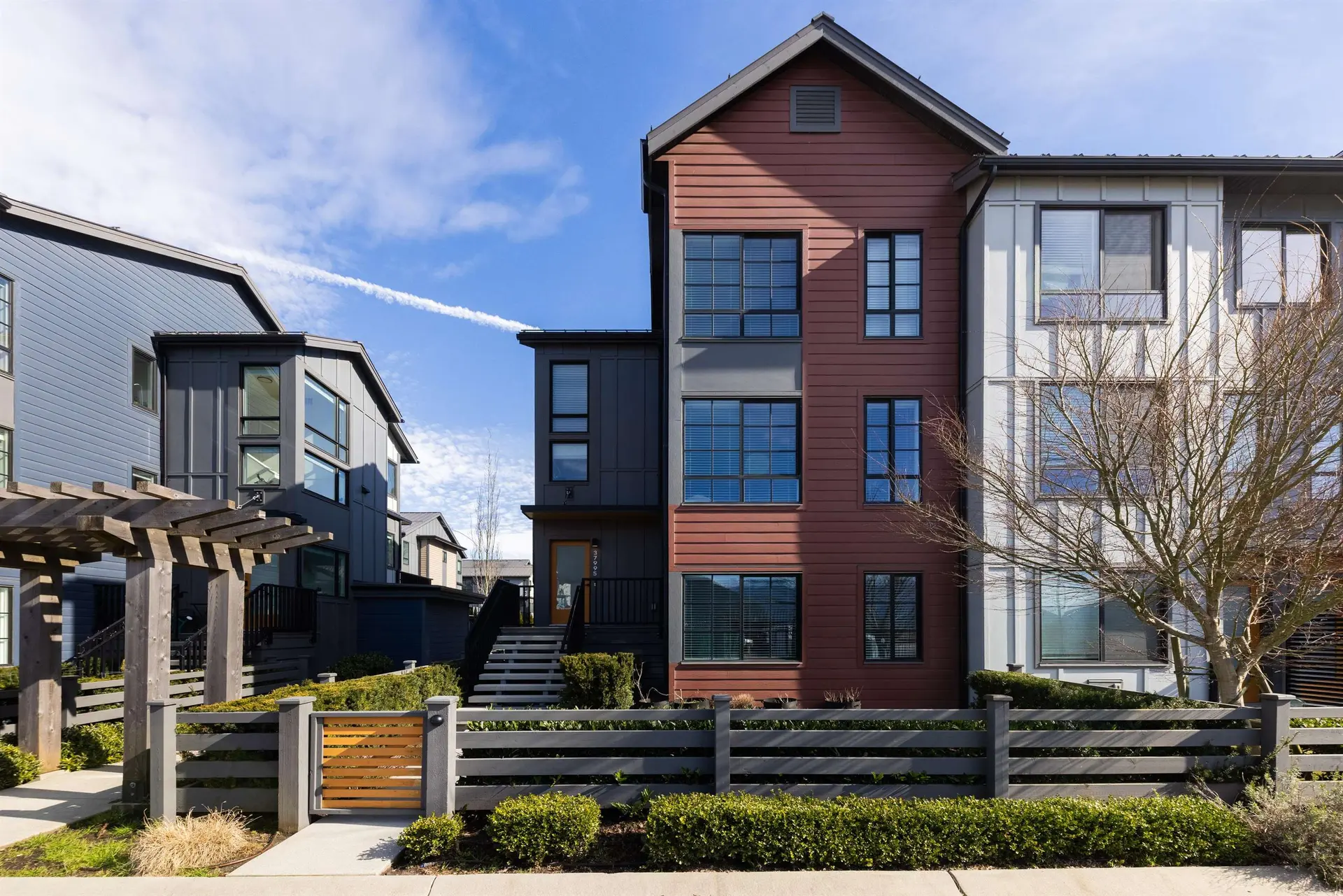 Property at 37995 Helm Way, Squamish, BC