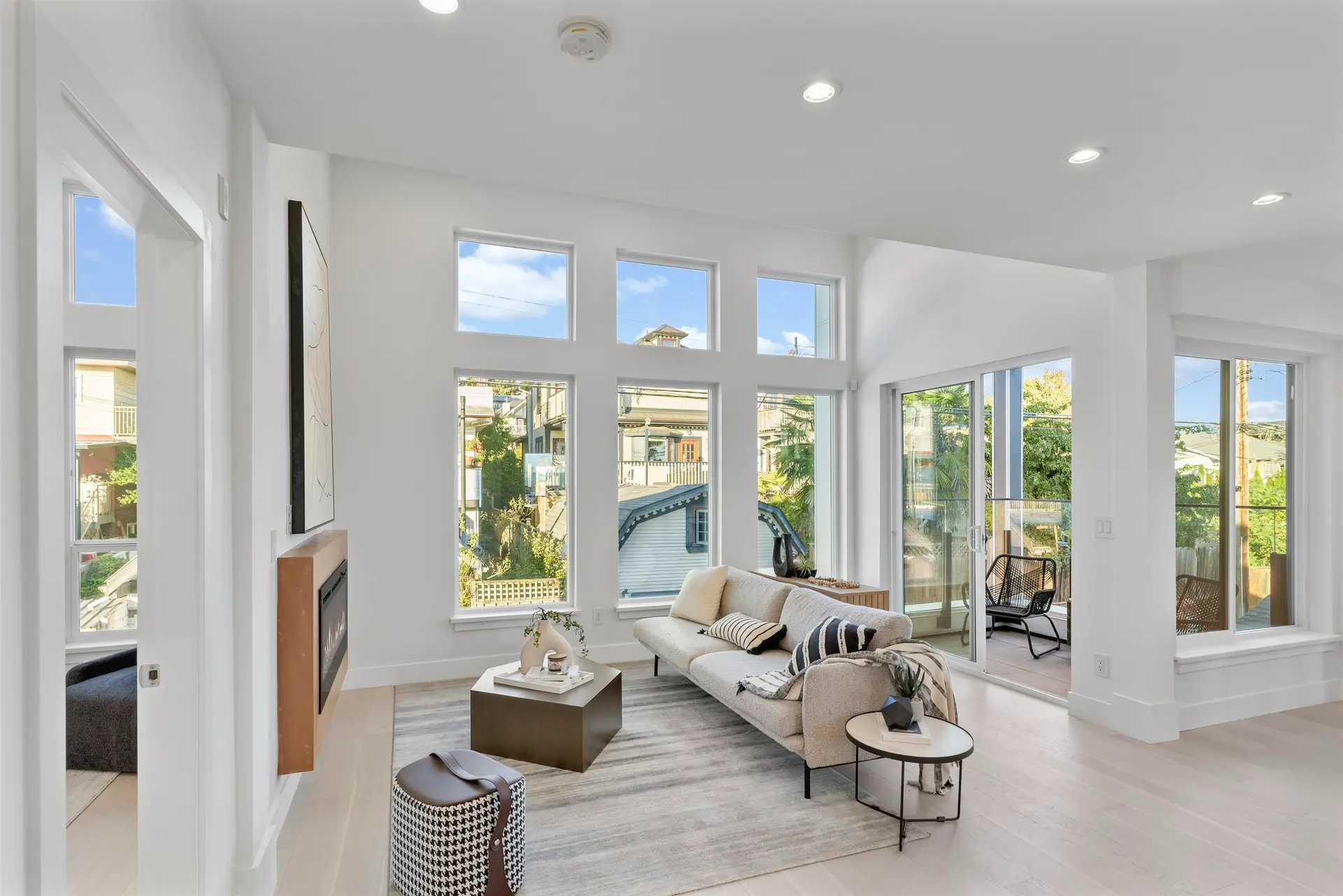#2 434 E 1st Street - Image 10