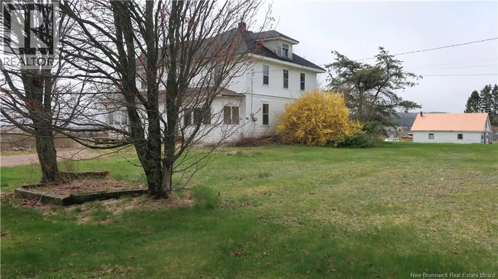 124 QUEENS ROAD - Image 2