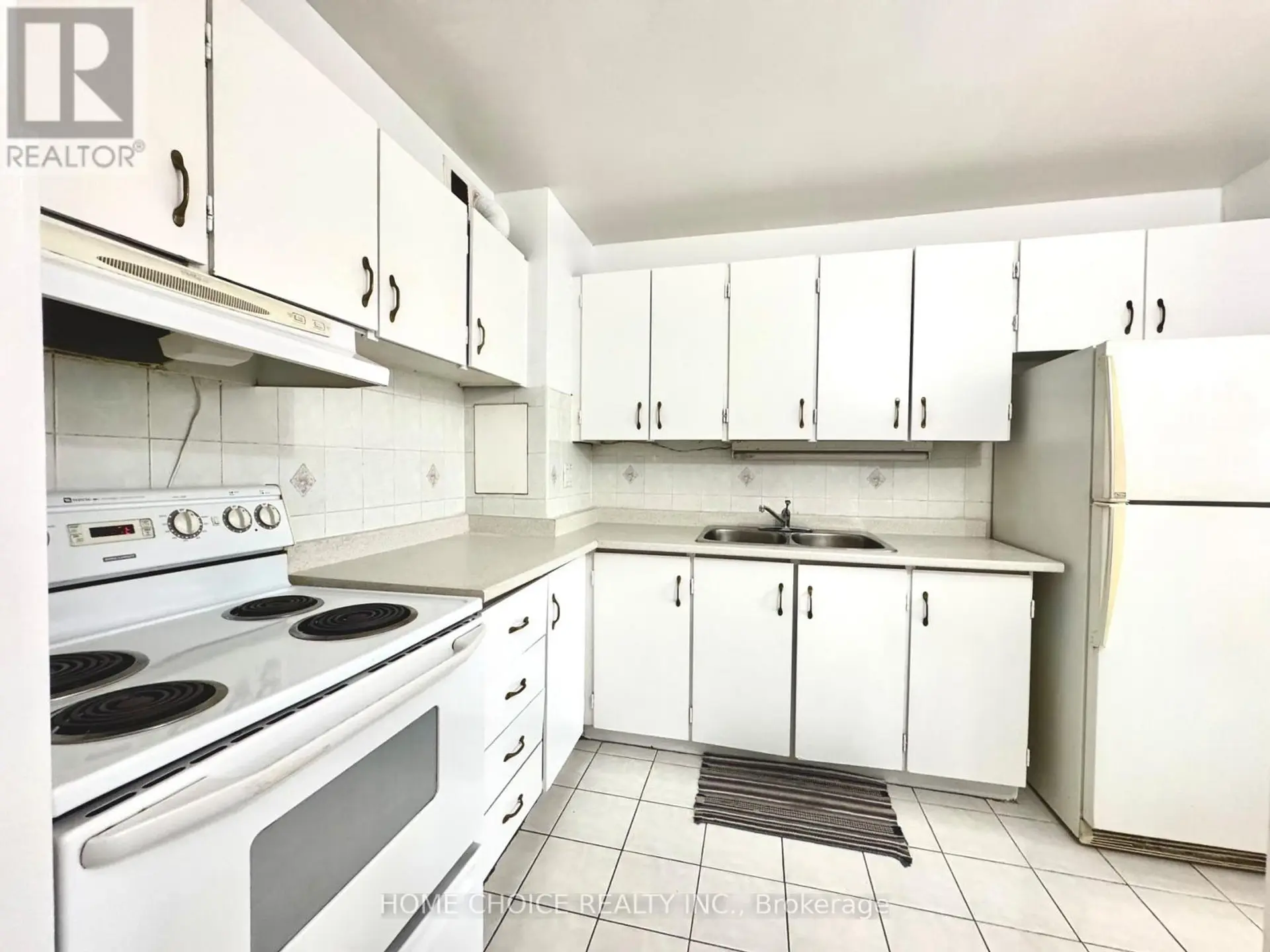 #404 100 LEEWARD GLENWAY - Image 10