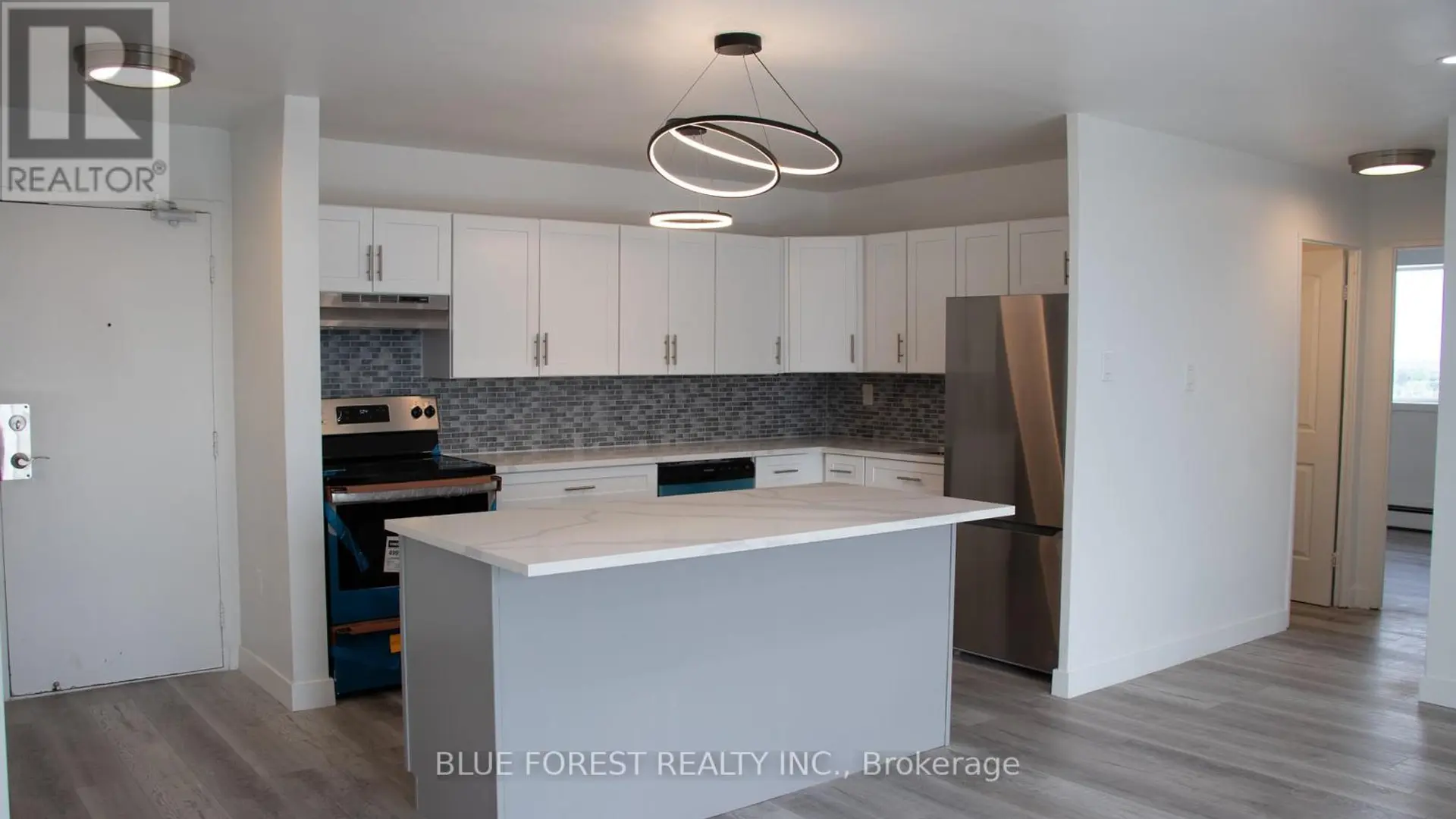#1102 583 MORNINGTON AVENUE - Image 2