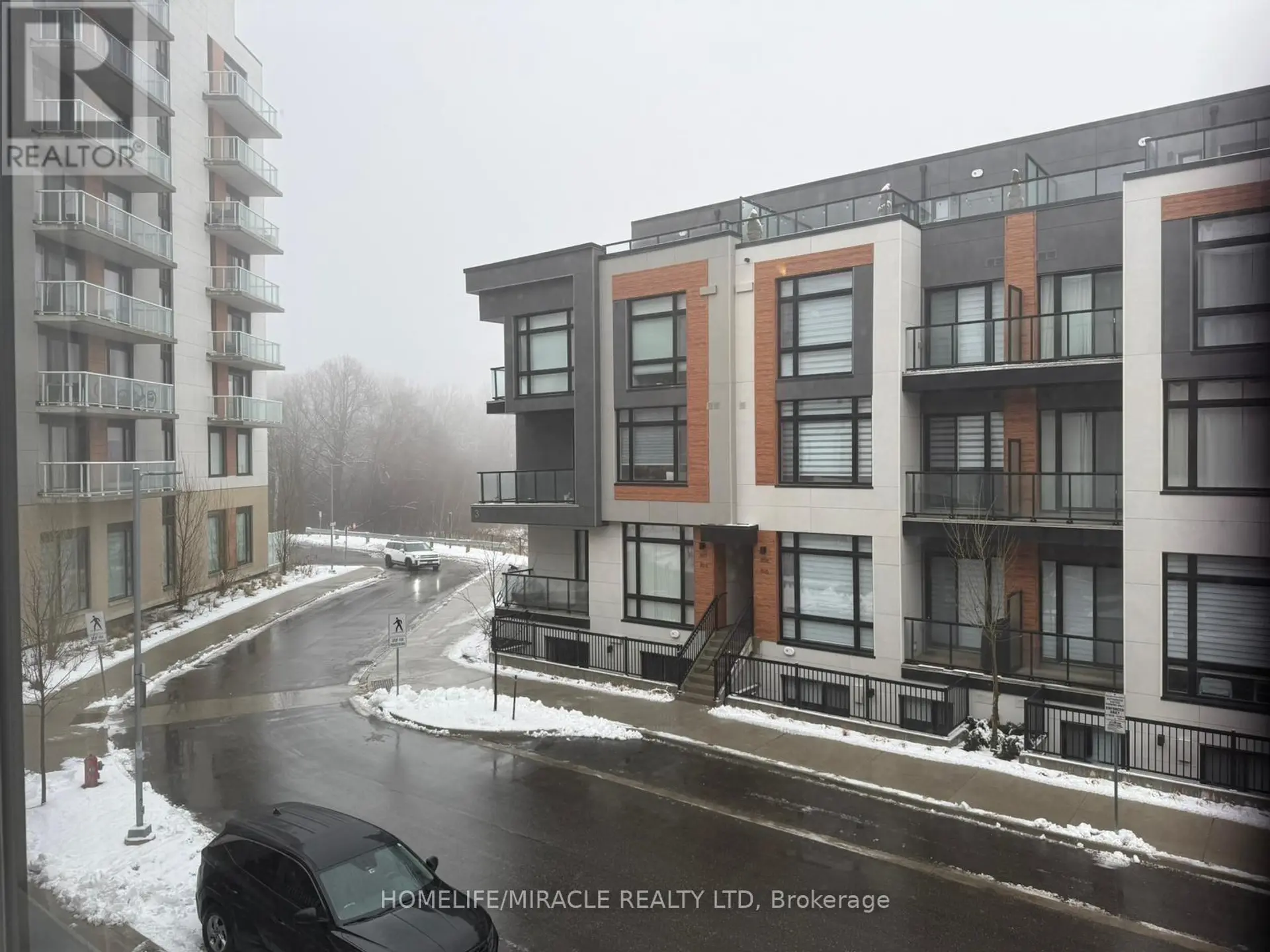 #924 2 STECKLEY HOUSE LANE - Image 16