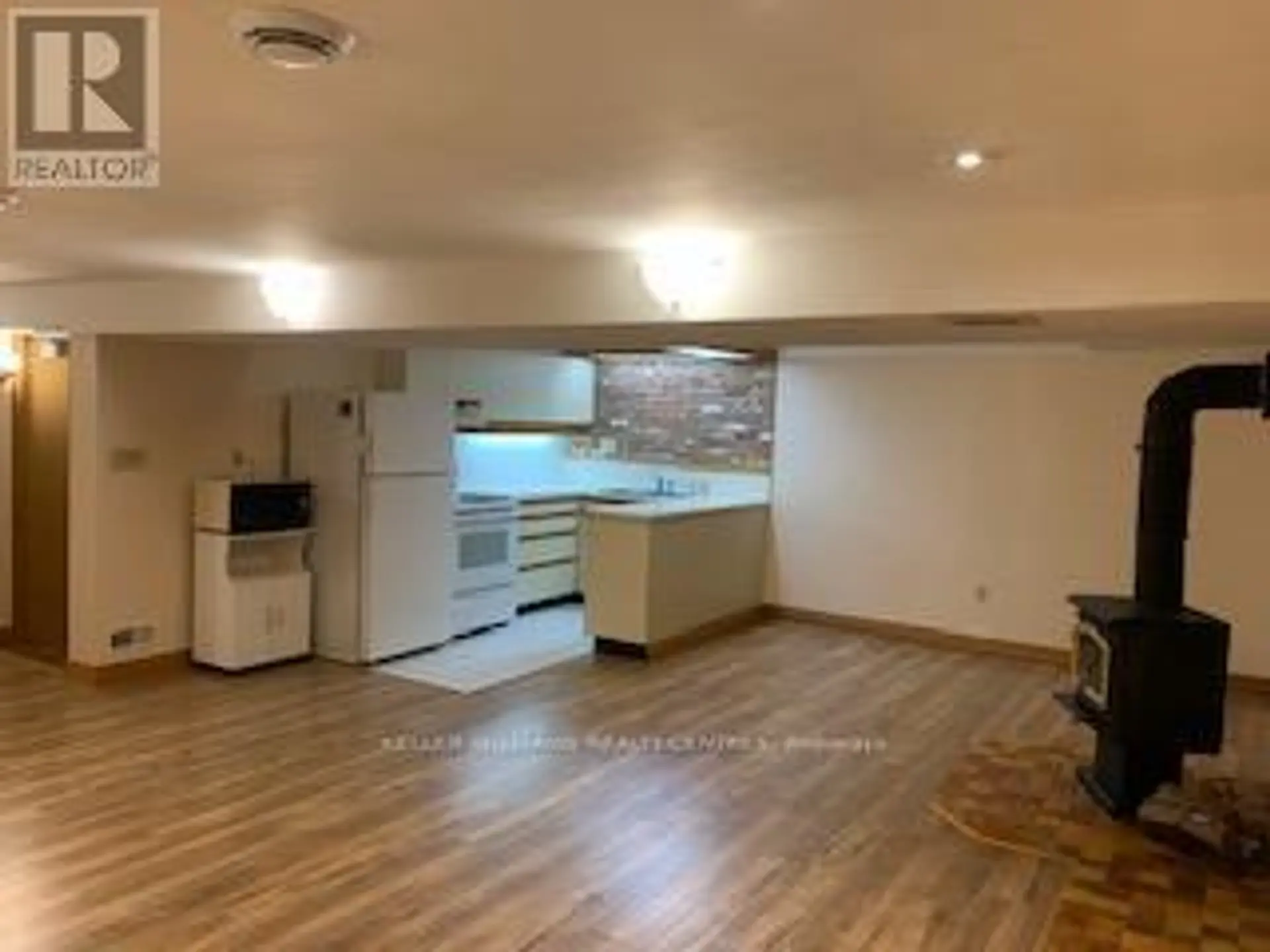 9 THOMPSON DRIVE - Image 15