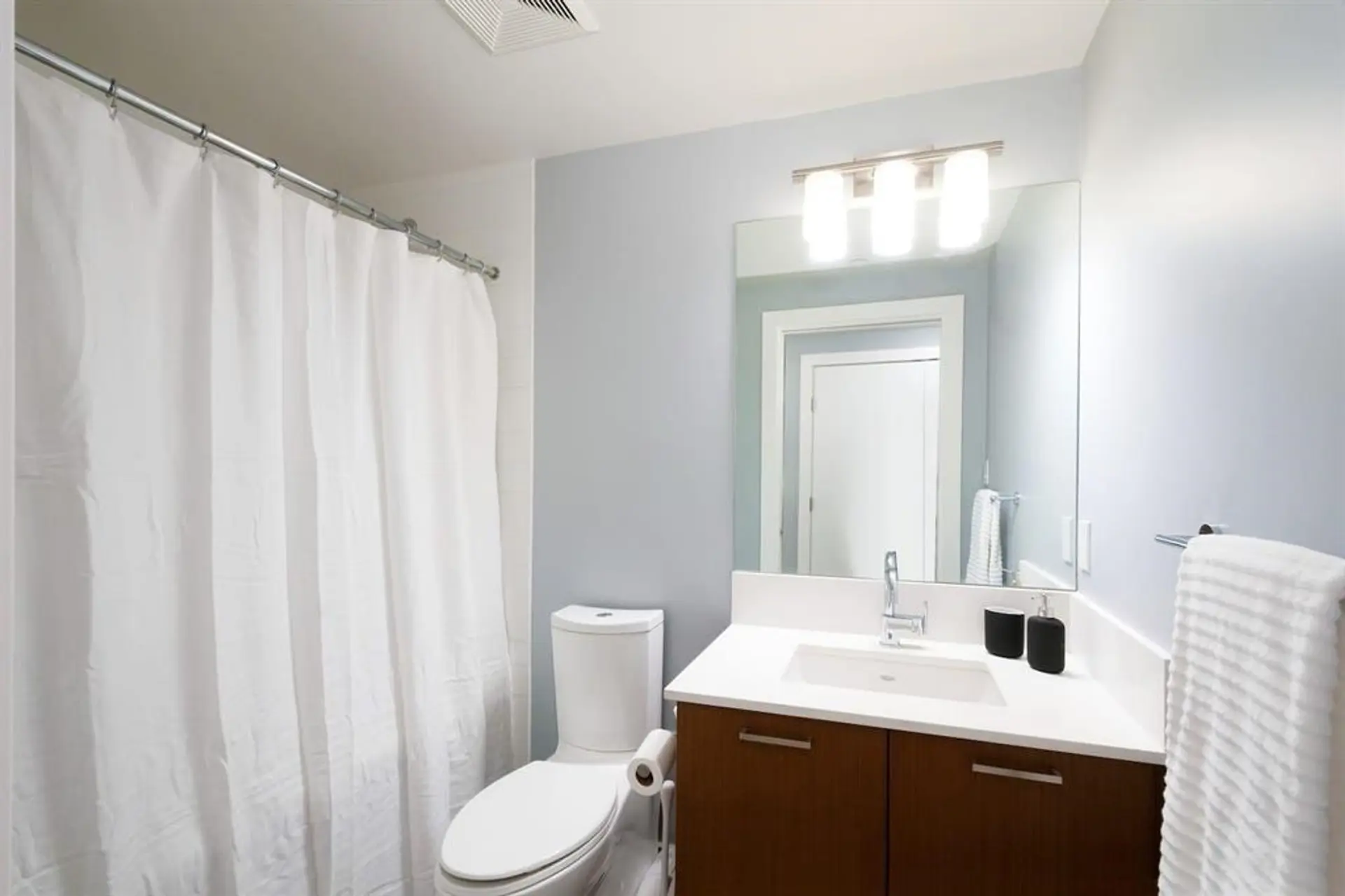 #2603 1372 Seymour Street - Image 9