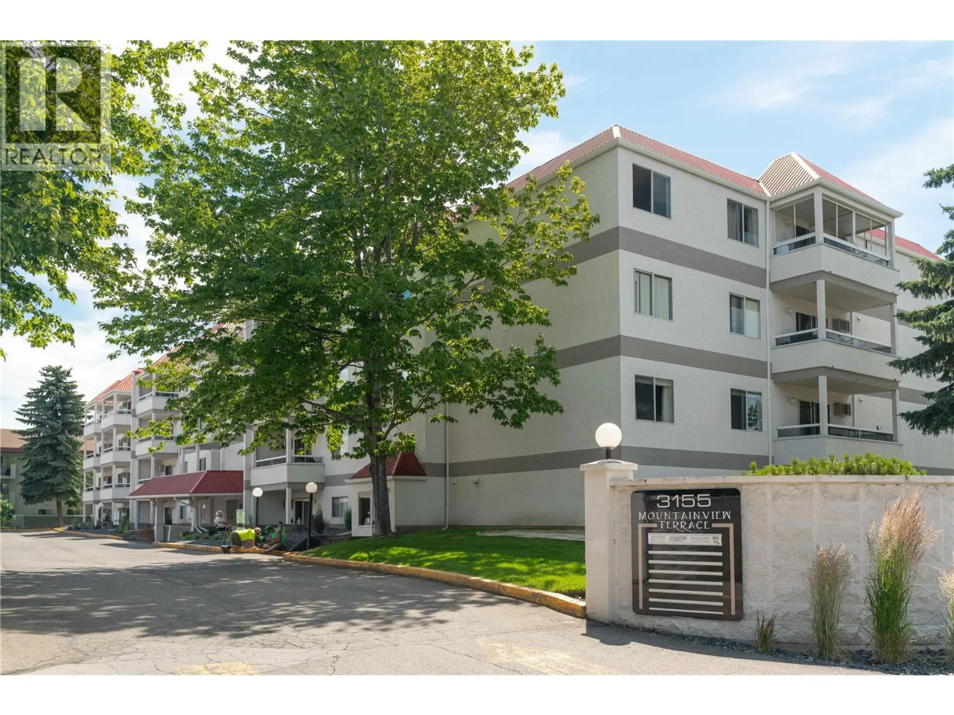 #404 3155 De Montreuil Court - Image 20