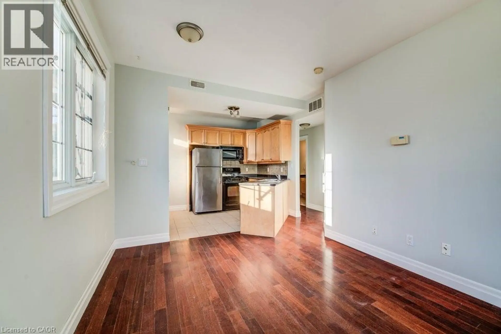 #201 555 KING STREET E - Image 10