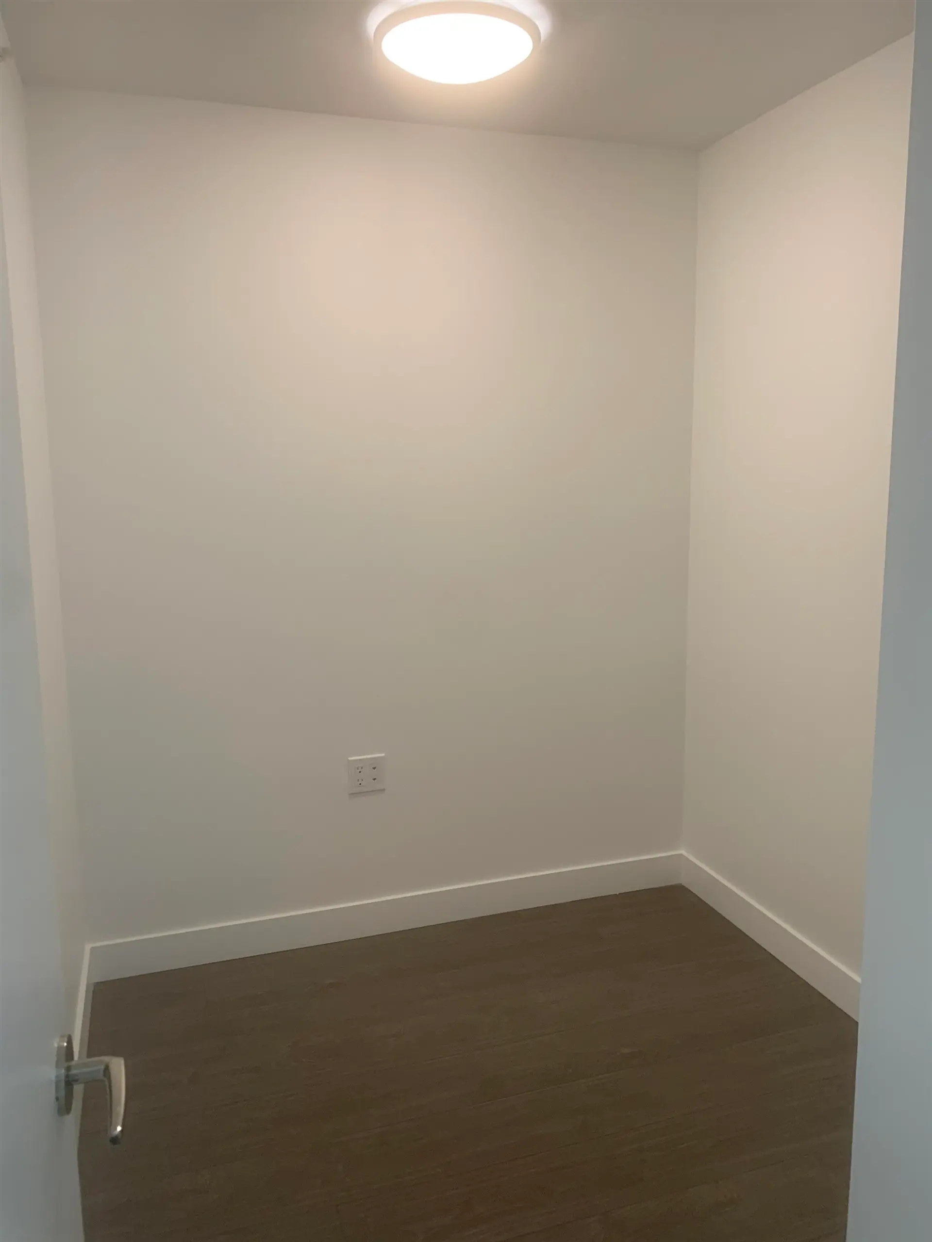 #640 8133 Cook Road - Image 7