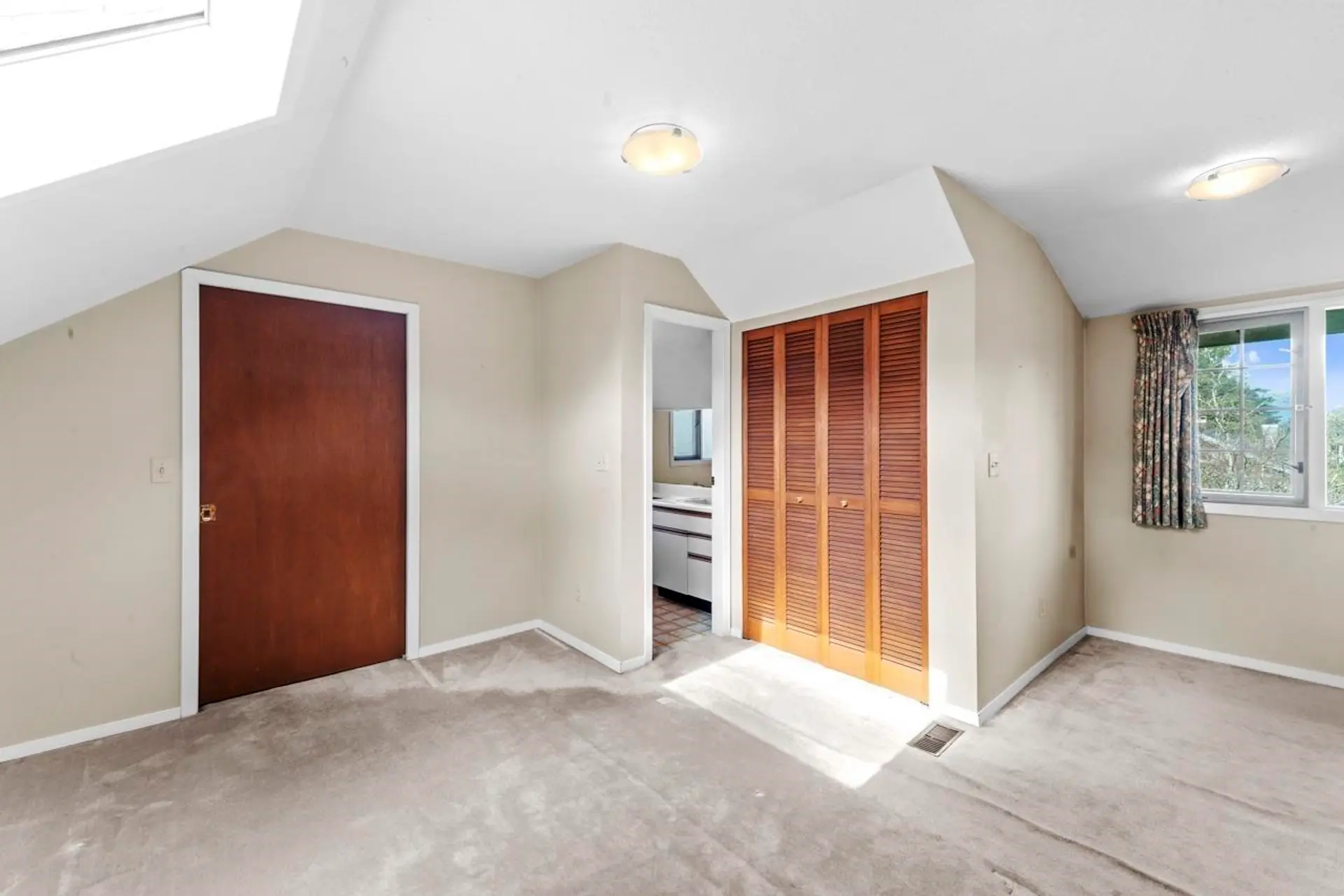 4278 W 12th Avenue - Image 9