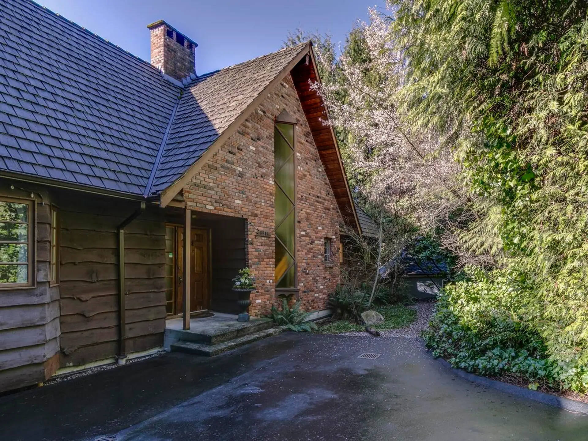 Property at 3904 Westridge Avenue, West Vancouver, BC
