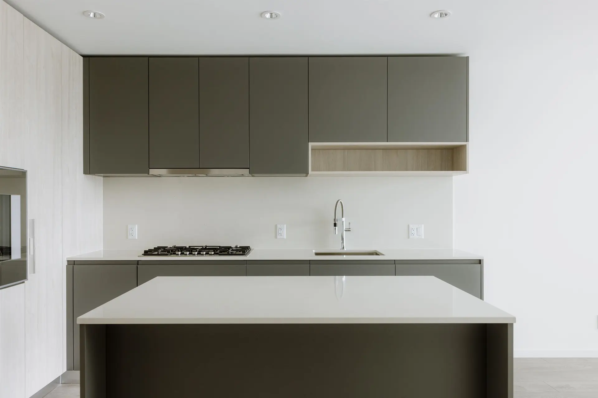 Property at #833 6300 Minoru Boulevard, Richmond, BC