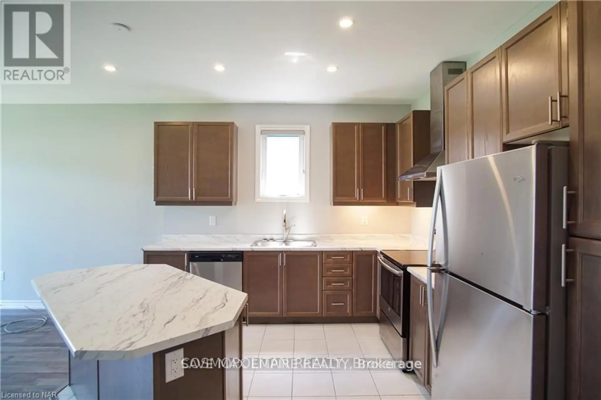 1202 GREEN ACRES DRIVE - Image 8
