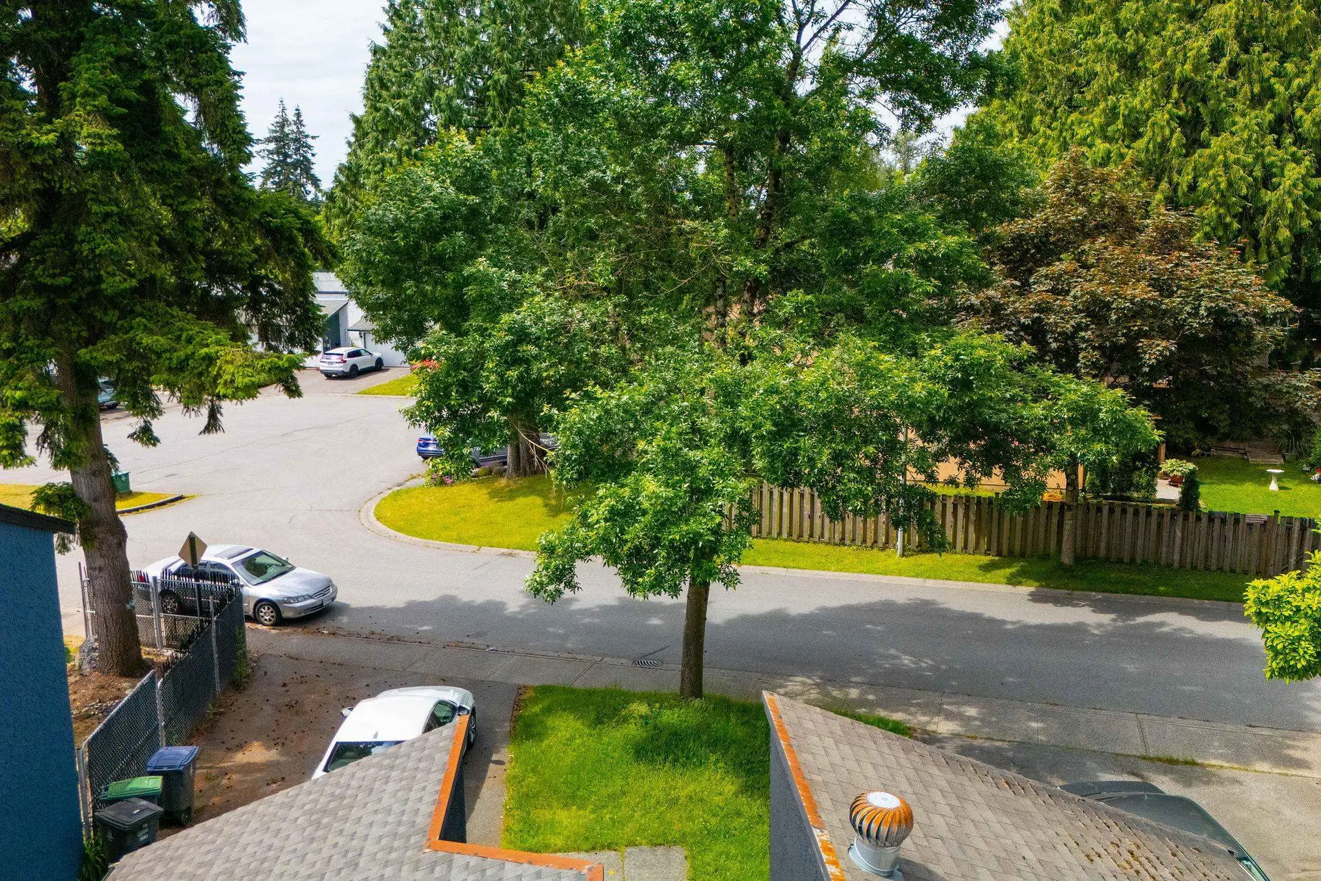 7092 129a Street - Image 9