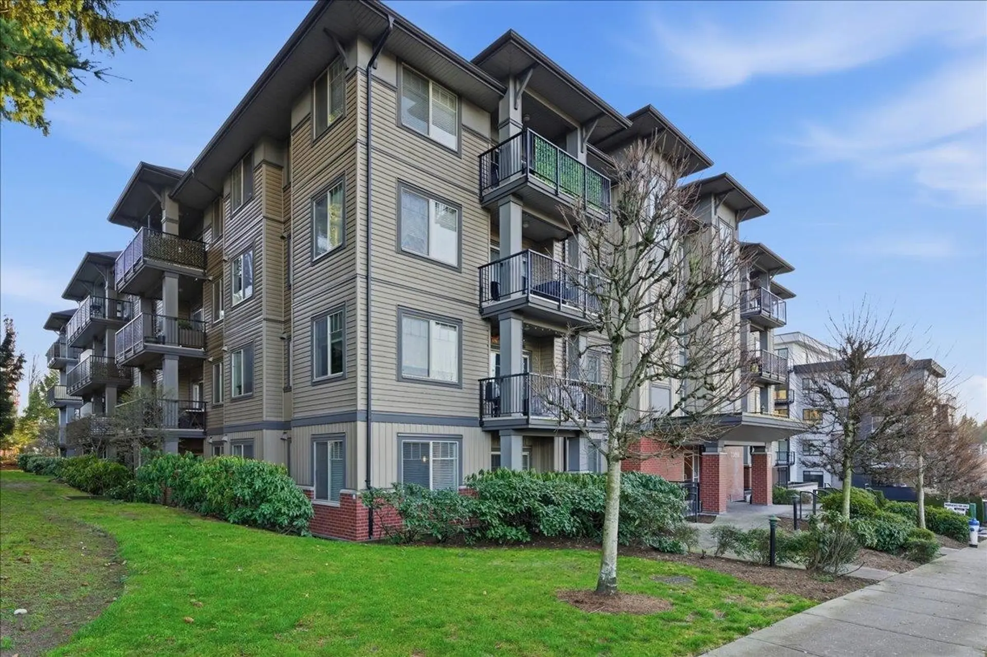 Property at #411 33898 Pine Street, Abbotsford, BC