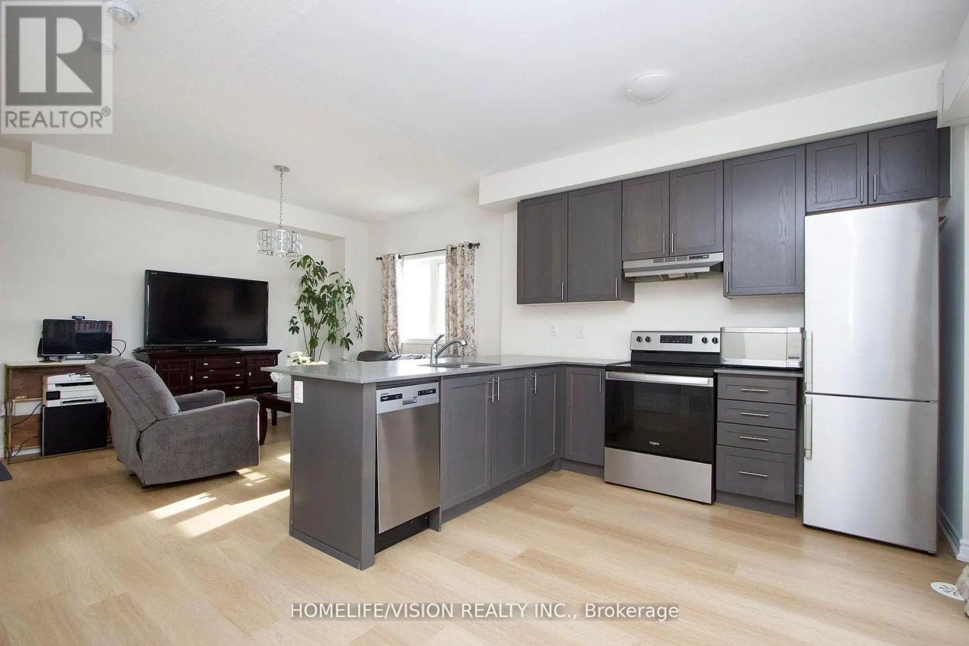 #12 490 BERESFORD PATH - Image 5