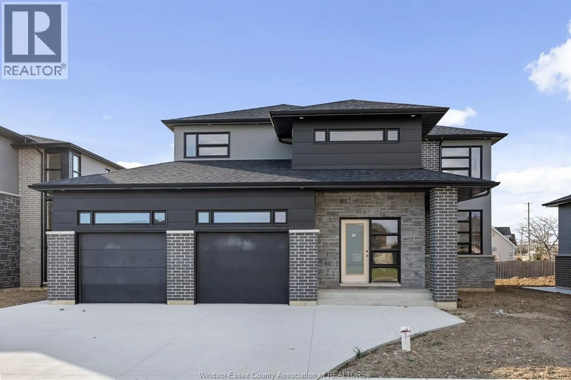 117 HAZEL CRESCENT - Image 1
