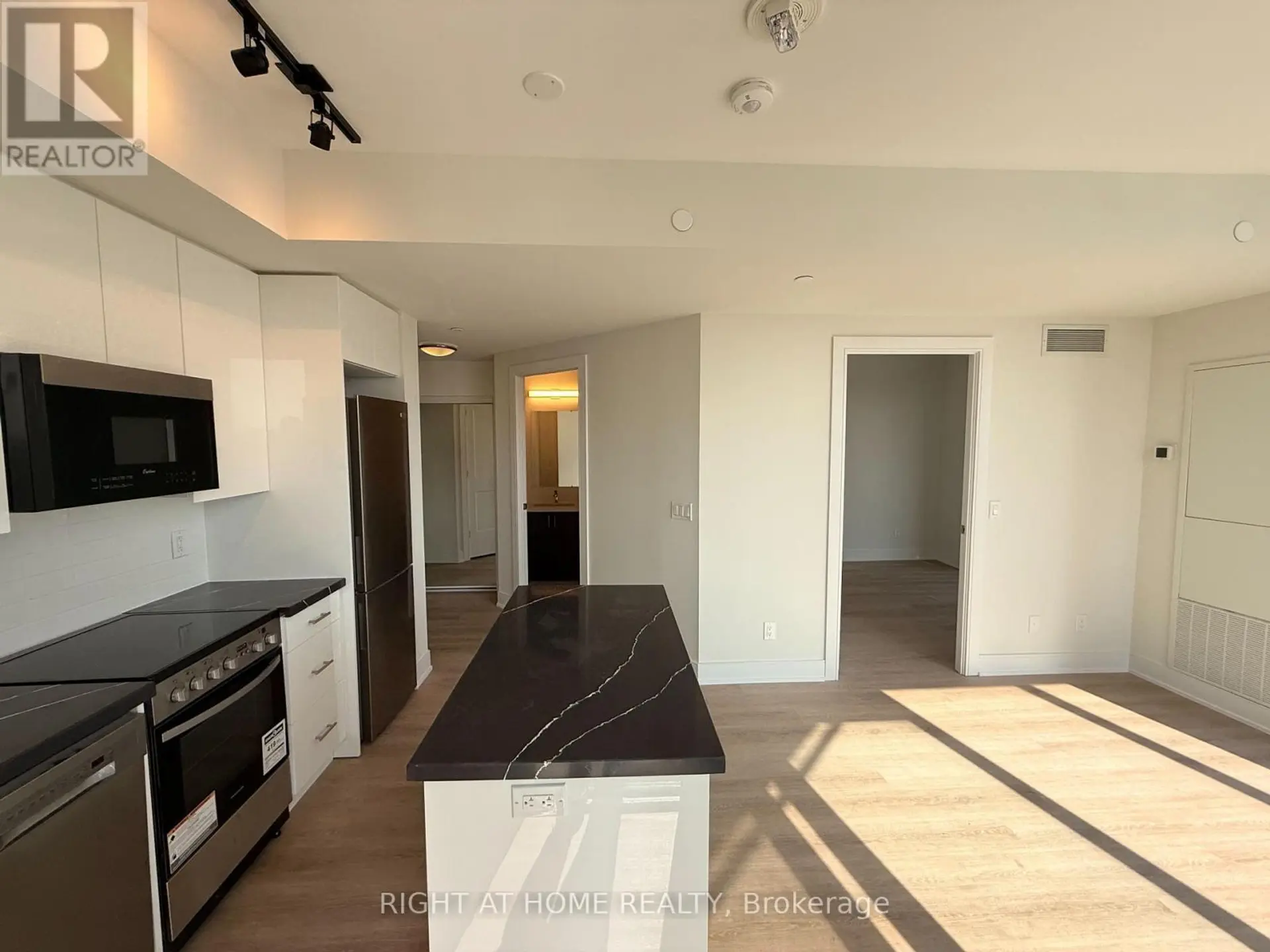 #2202 15 ELLERSLIE AVENUE - Image 4