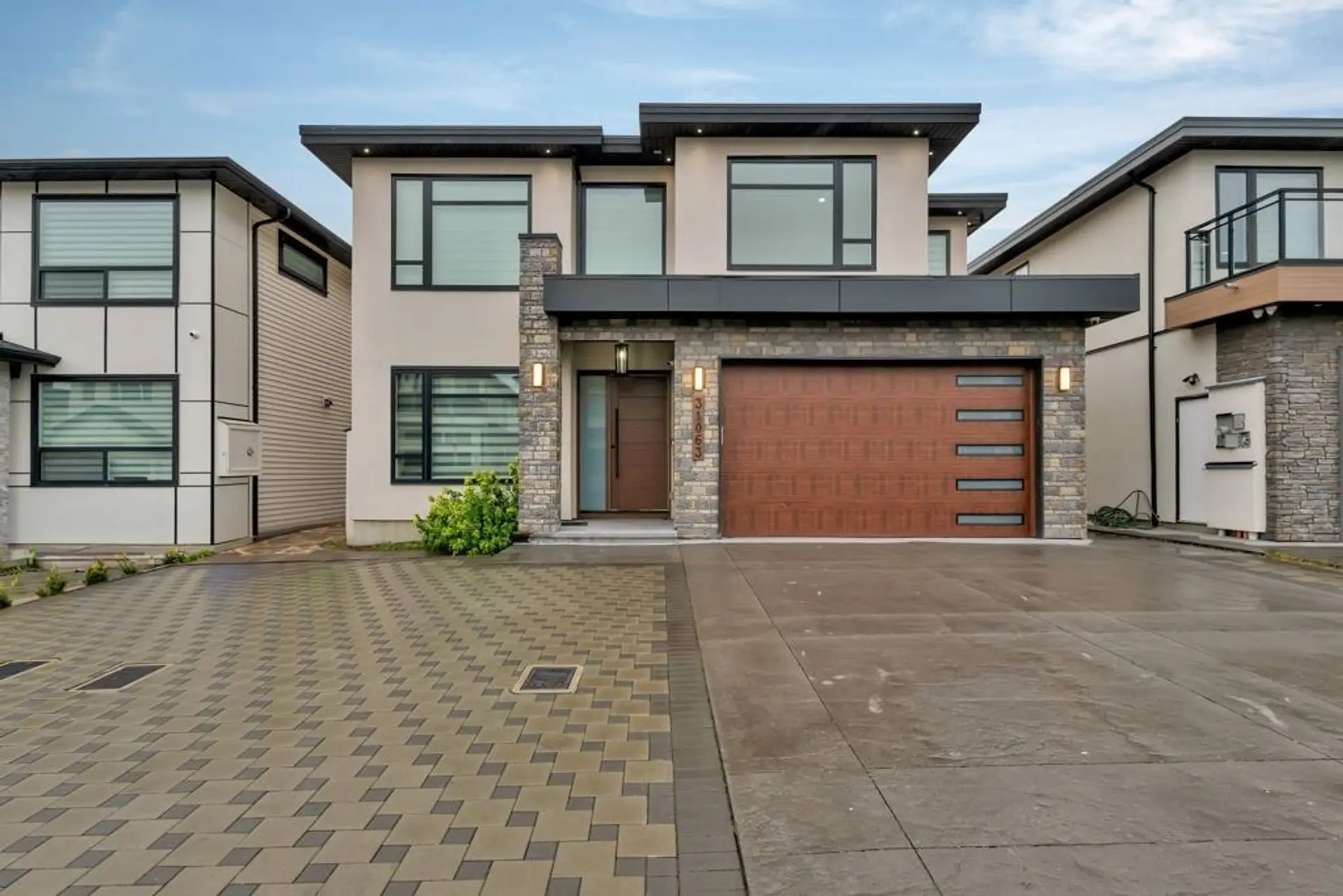 Property at 31063 N Deertrail Drive, Abbotsford, BC