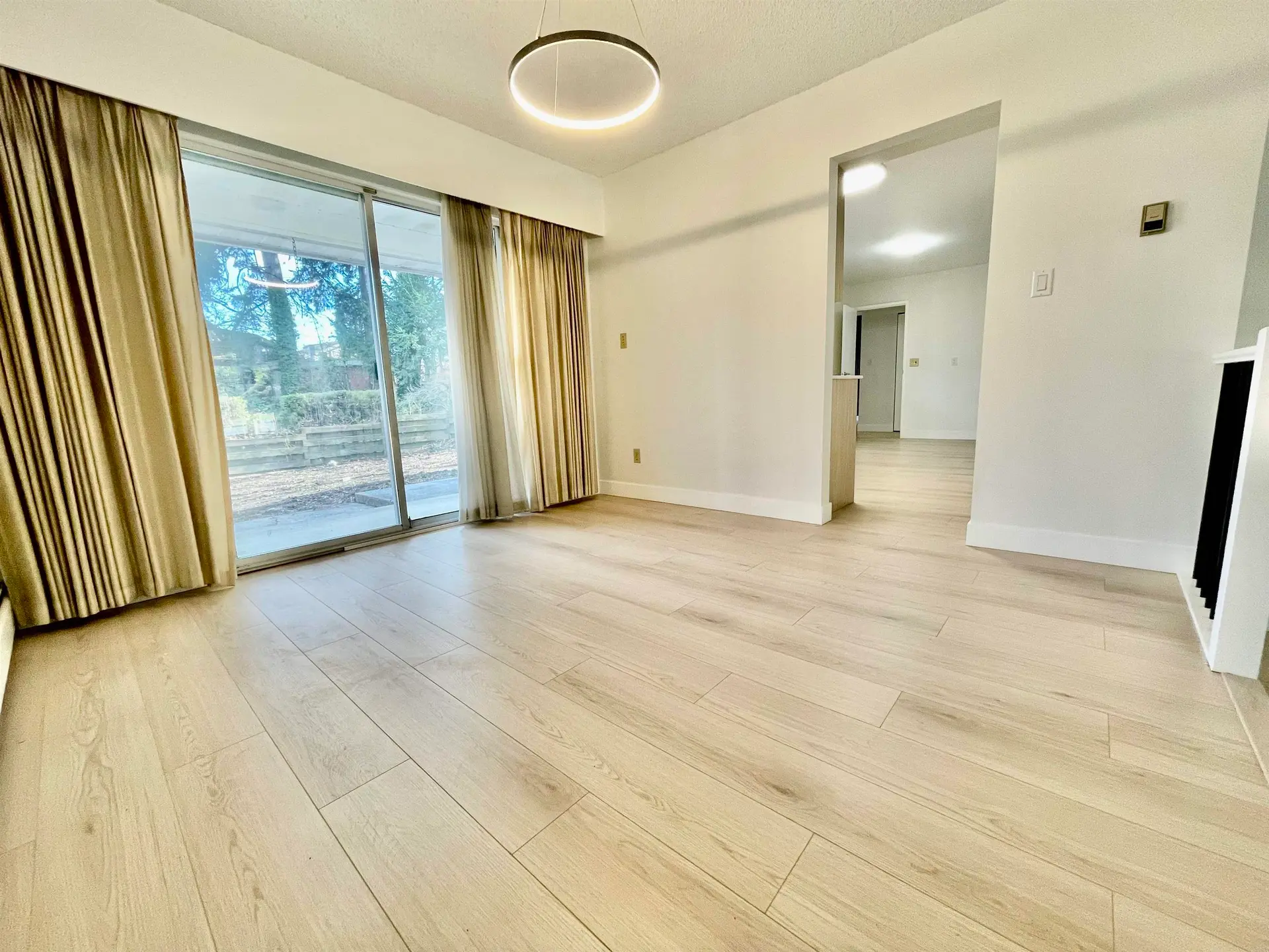 657 Poirier Street - Image 4