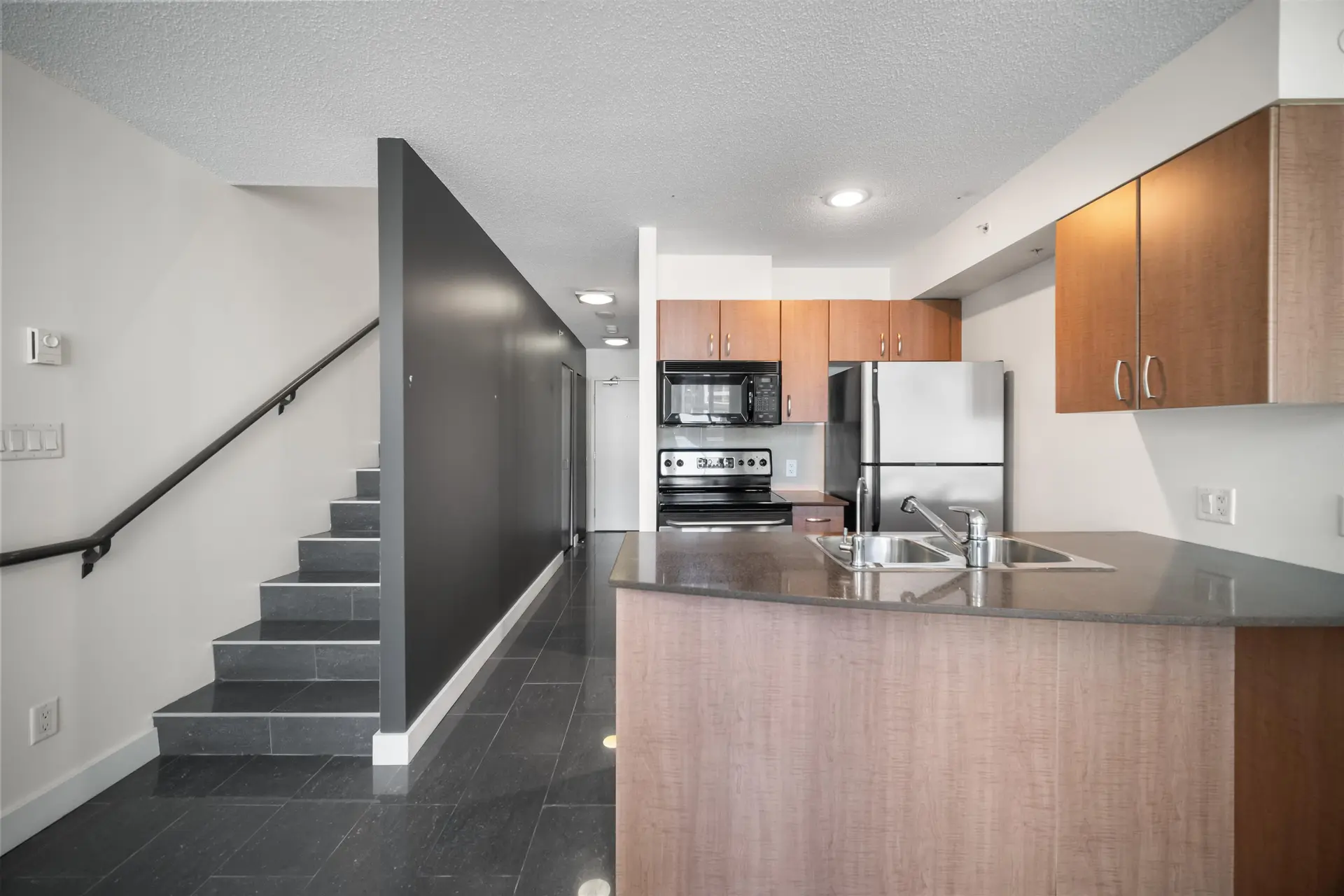 #606 610 Granville Street - Image 8