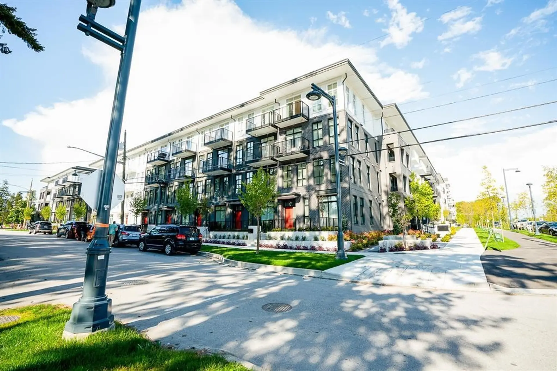 Property at #404 13929 105 Boulevard, Surrey, BC