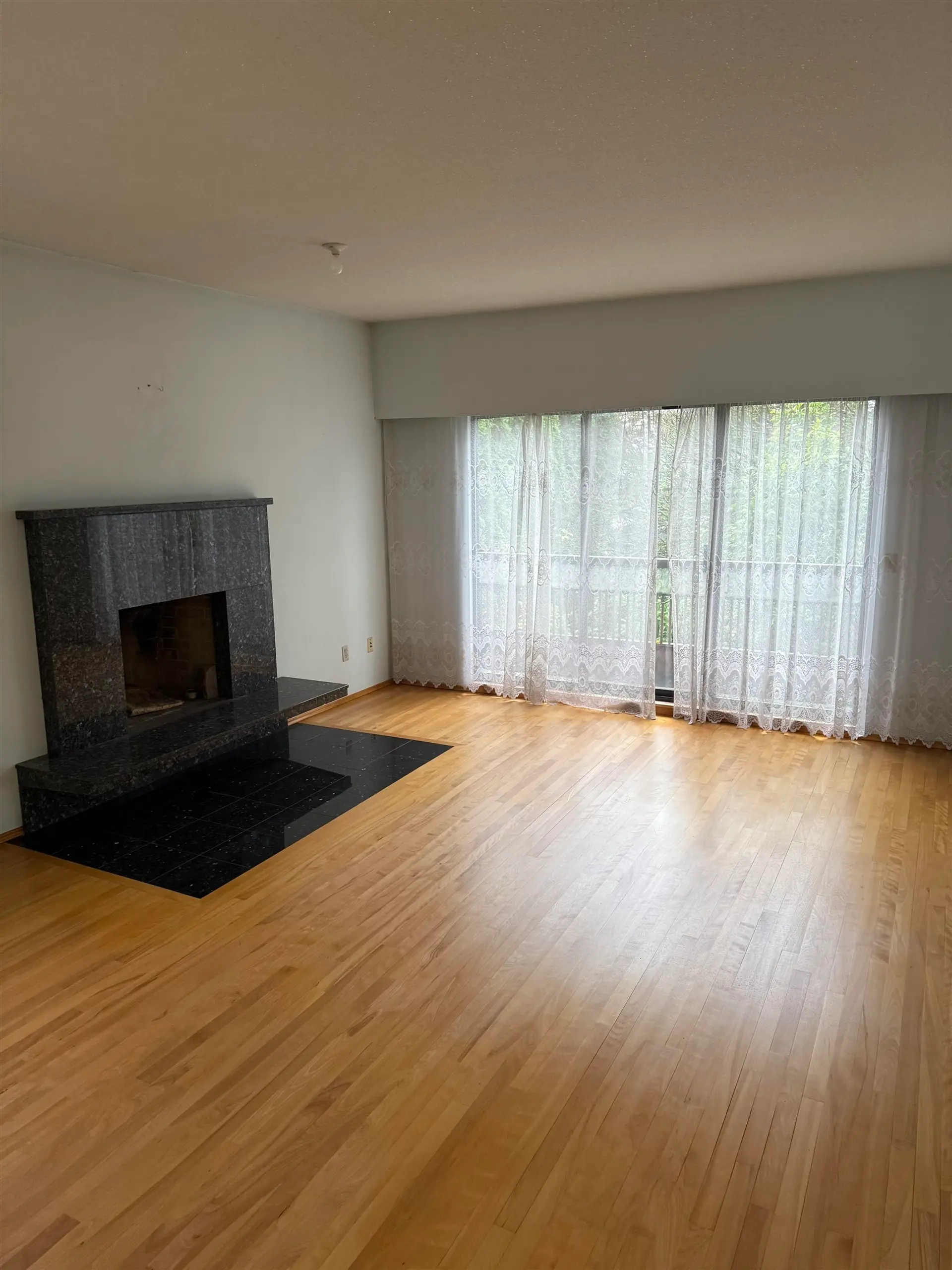 5652 Lancaster Street - Image 6