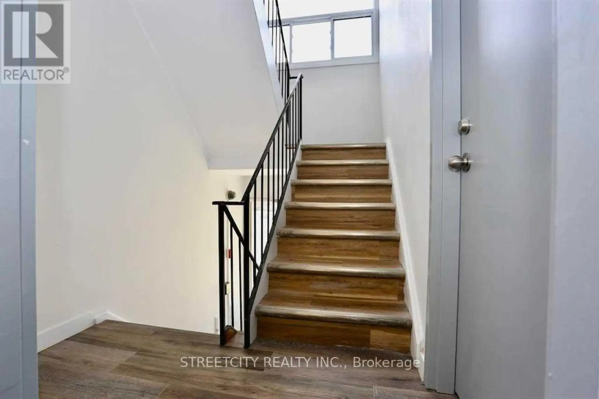 394 THIEL STREET - Image 15
