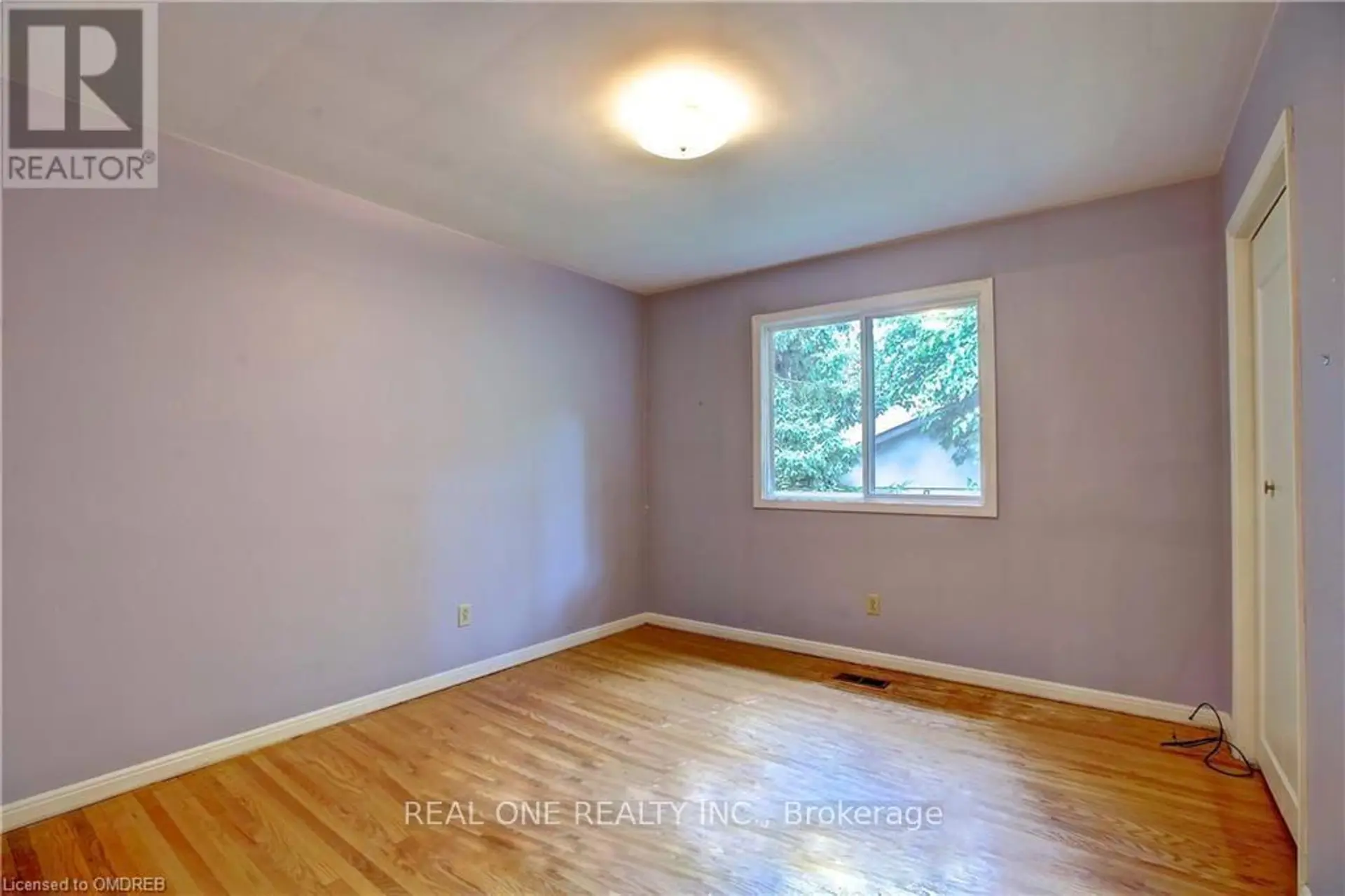 262 CARDINAL DRIVE - Image 7