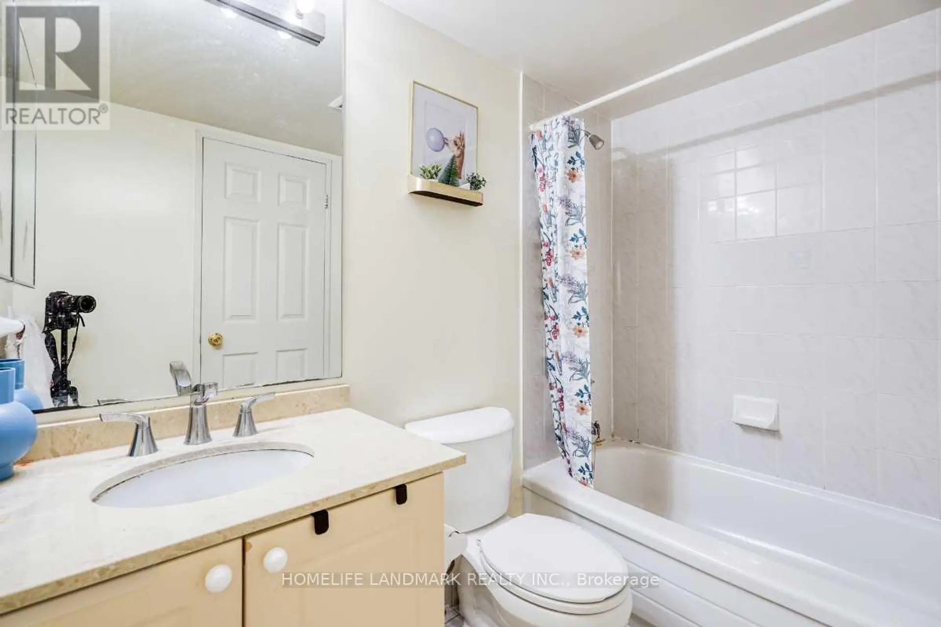 #302 260 DORIS AVENUE - Image 15
