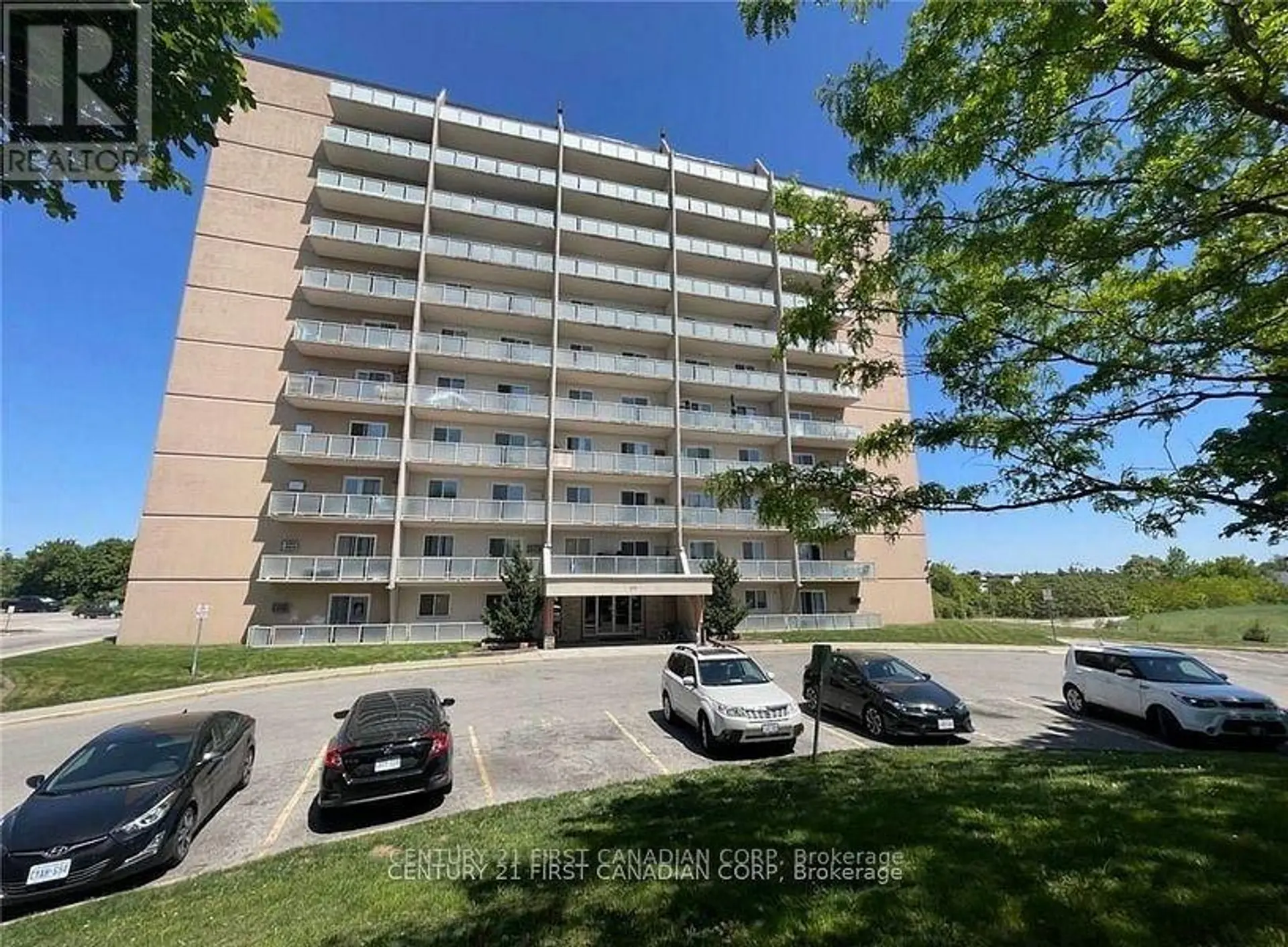 #1011 573 MORNINGTON AVENUE - Image 2