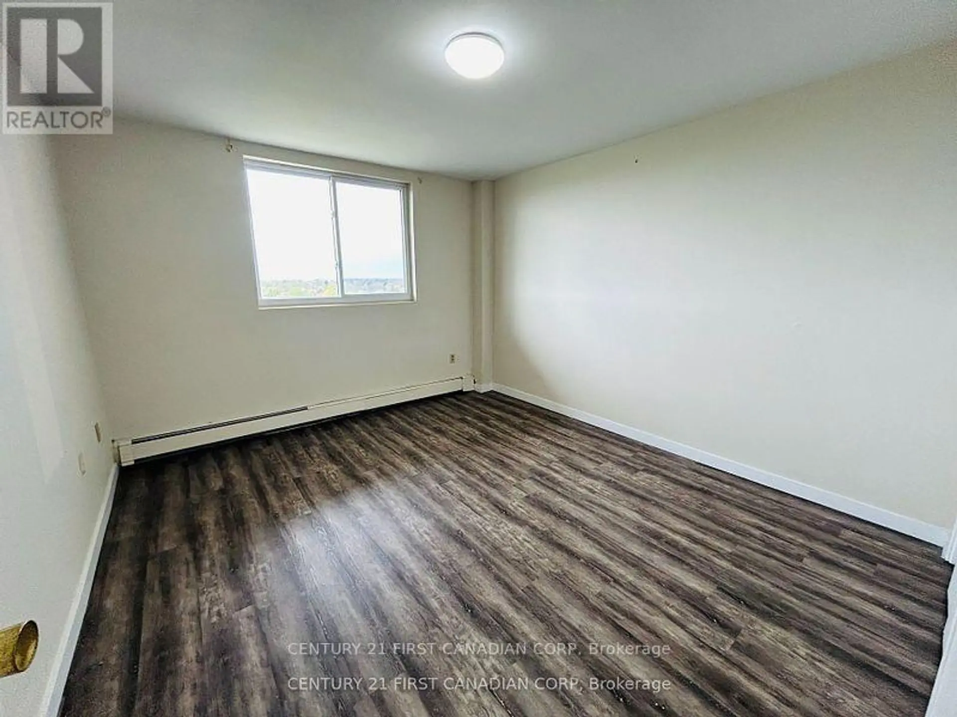 #1011 573 MORNINGTON AVENUE - Image 8