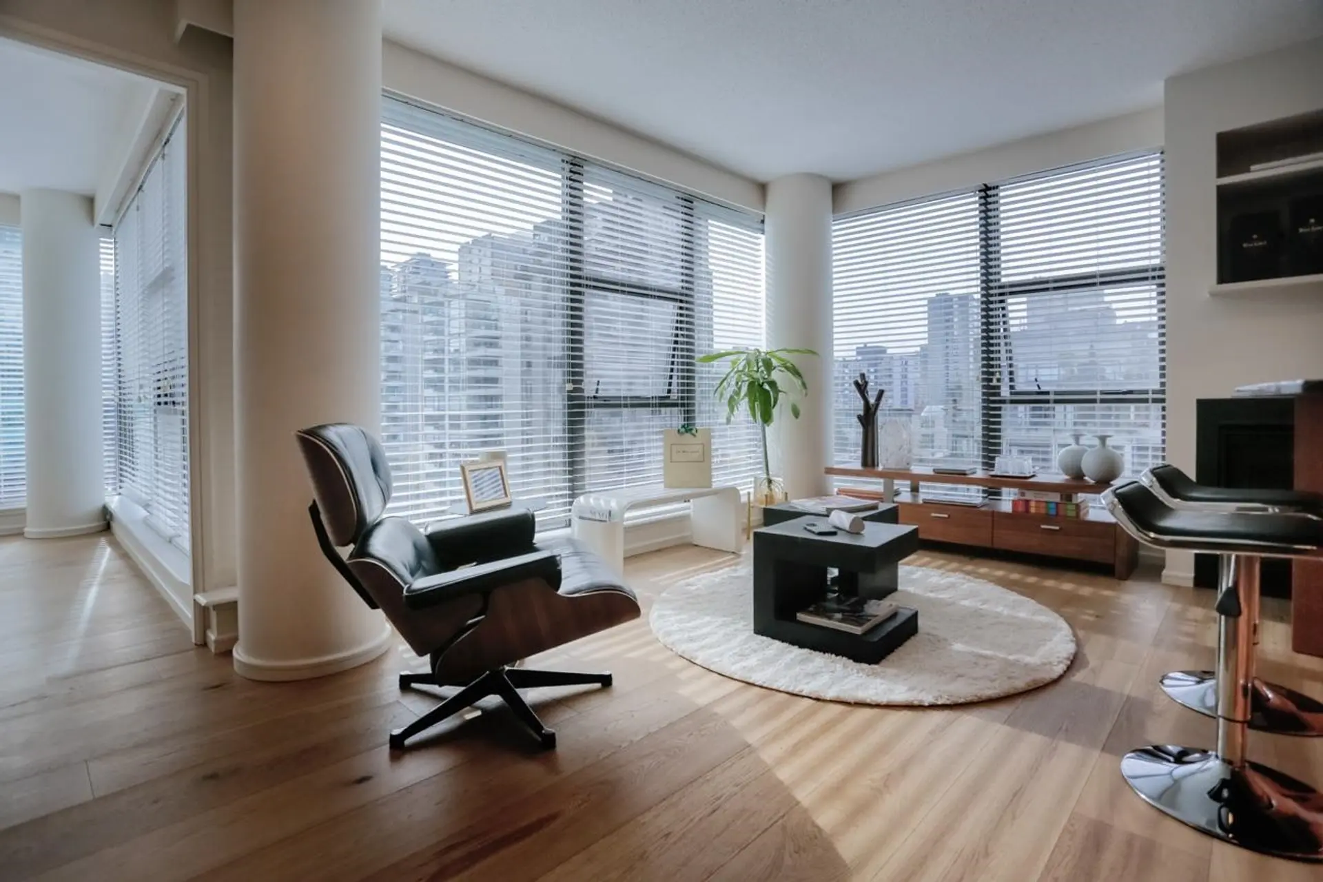 Property at #1001 1723 Alberni Street, Vancouver, BC