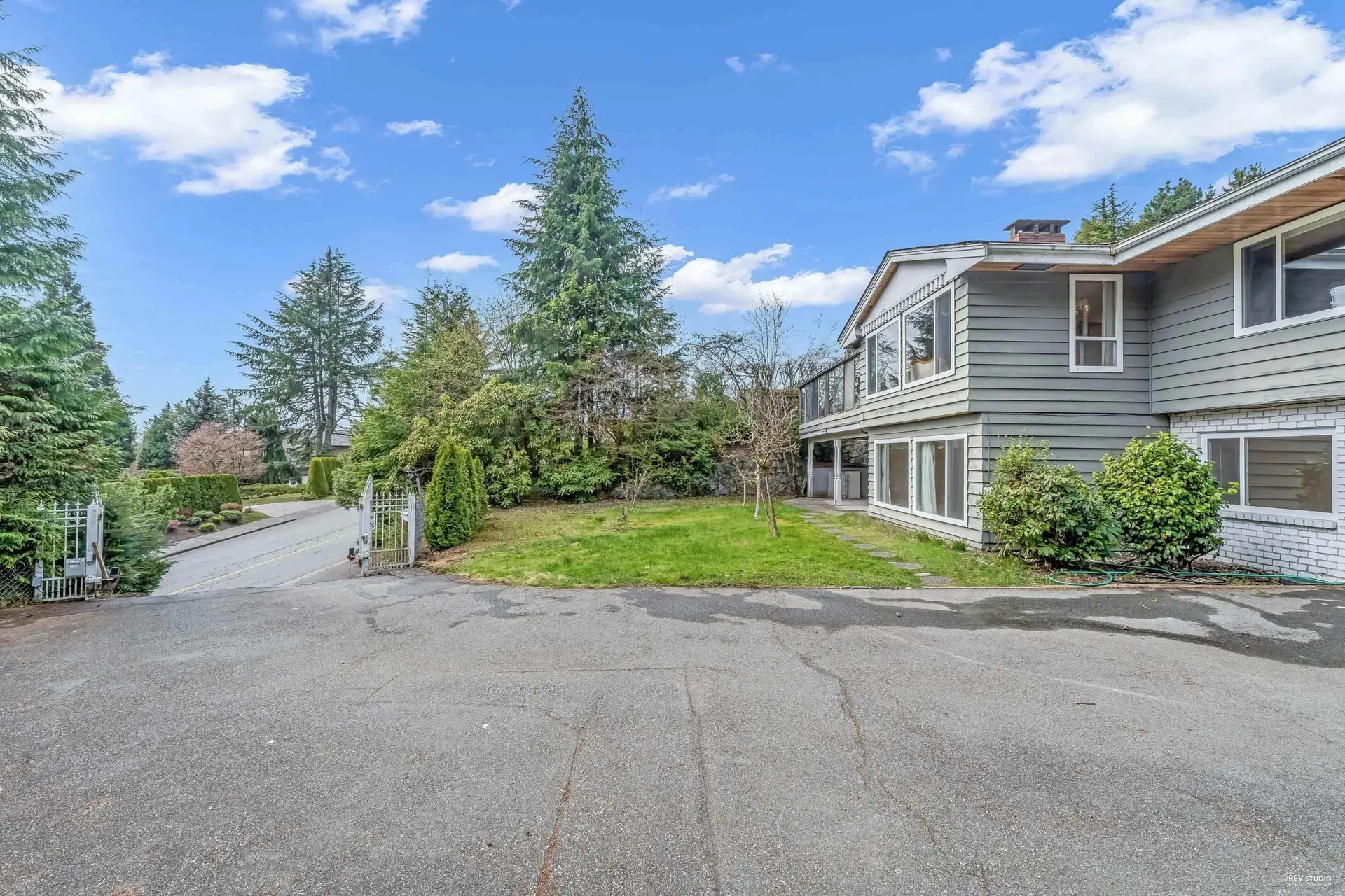 Property at 1181 Chartwell Drive, West Vancouver, BC