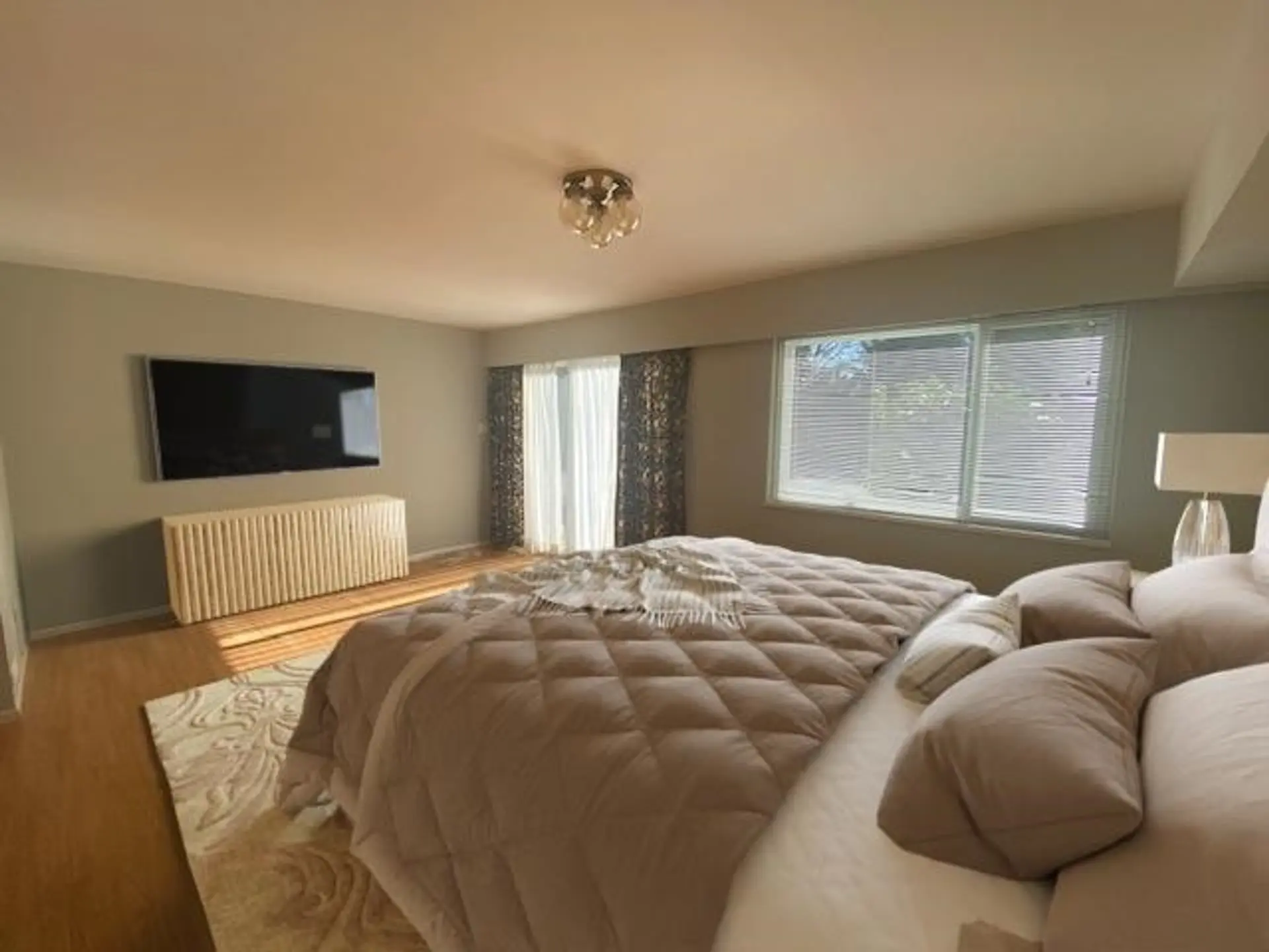 1181 Chartwell Drive - Image 4