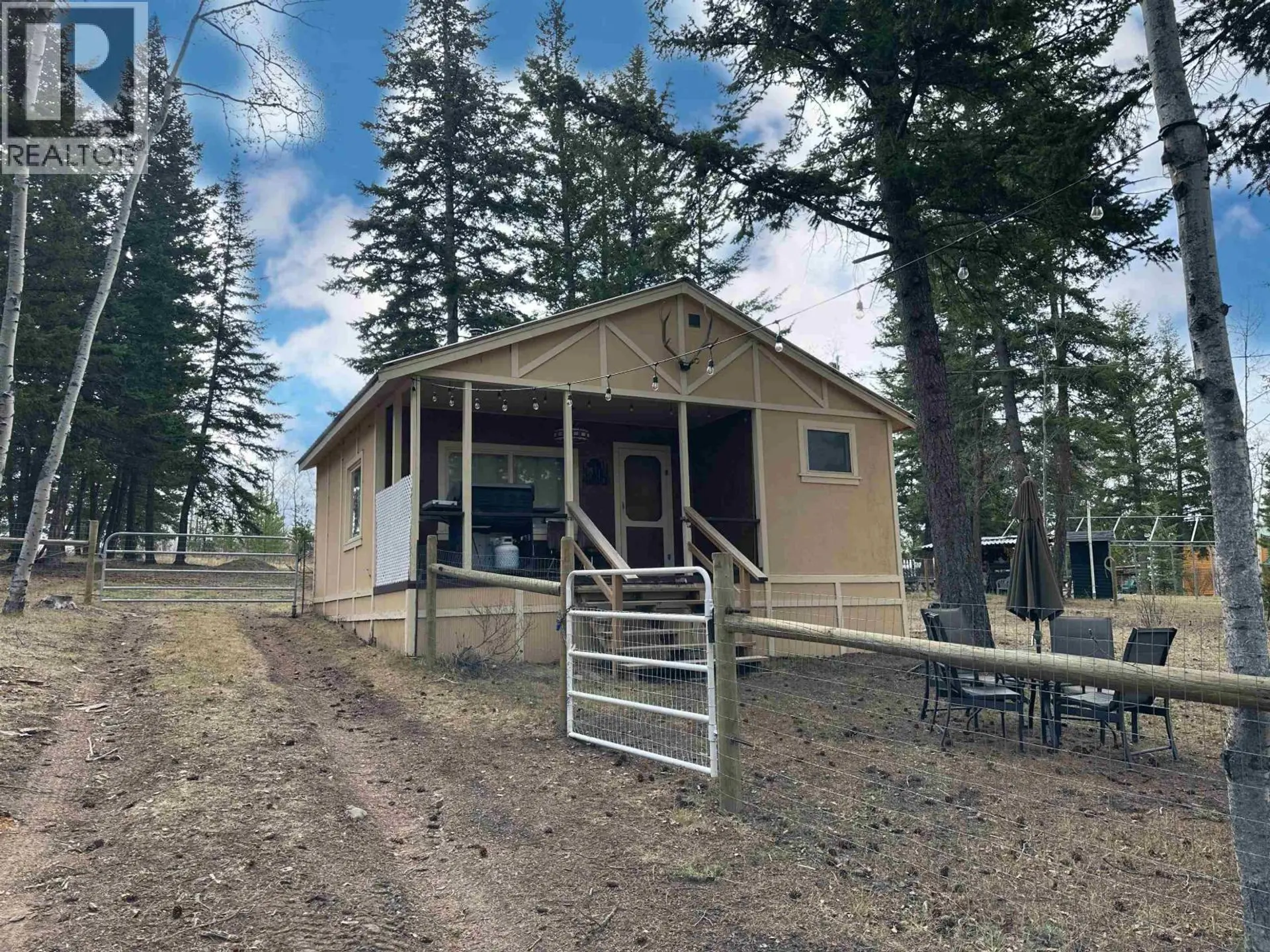 Property at 882 S GREEN LAKE ROAD, 70 Mile House, BC