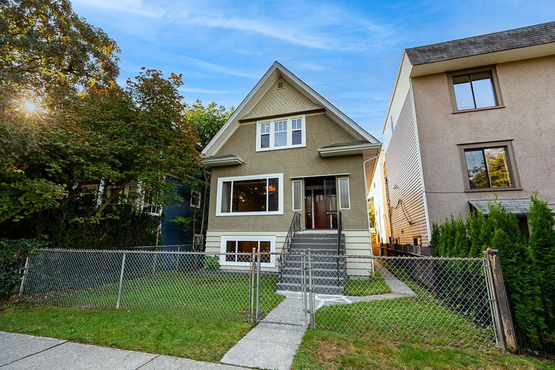 Property at 22 E 18th Avenue, Vancouver, BC