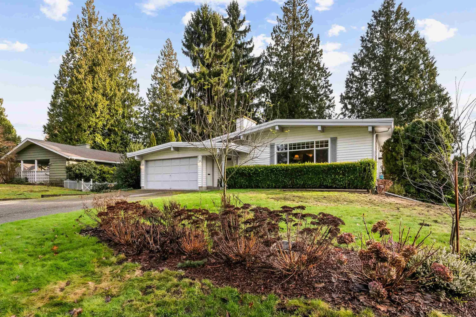 Property at 3328 Marvern Way, Abbotsford, BC