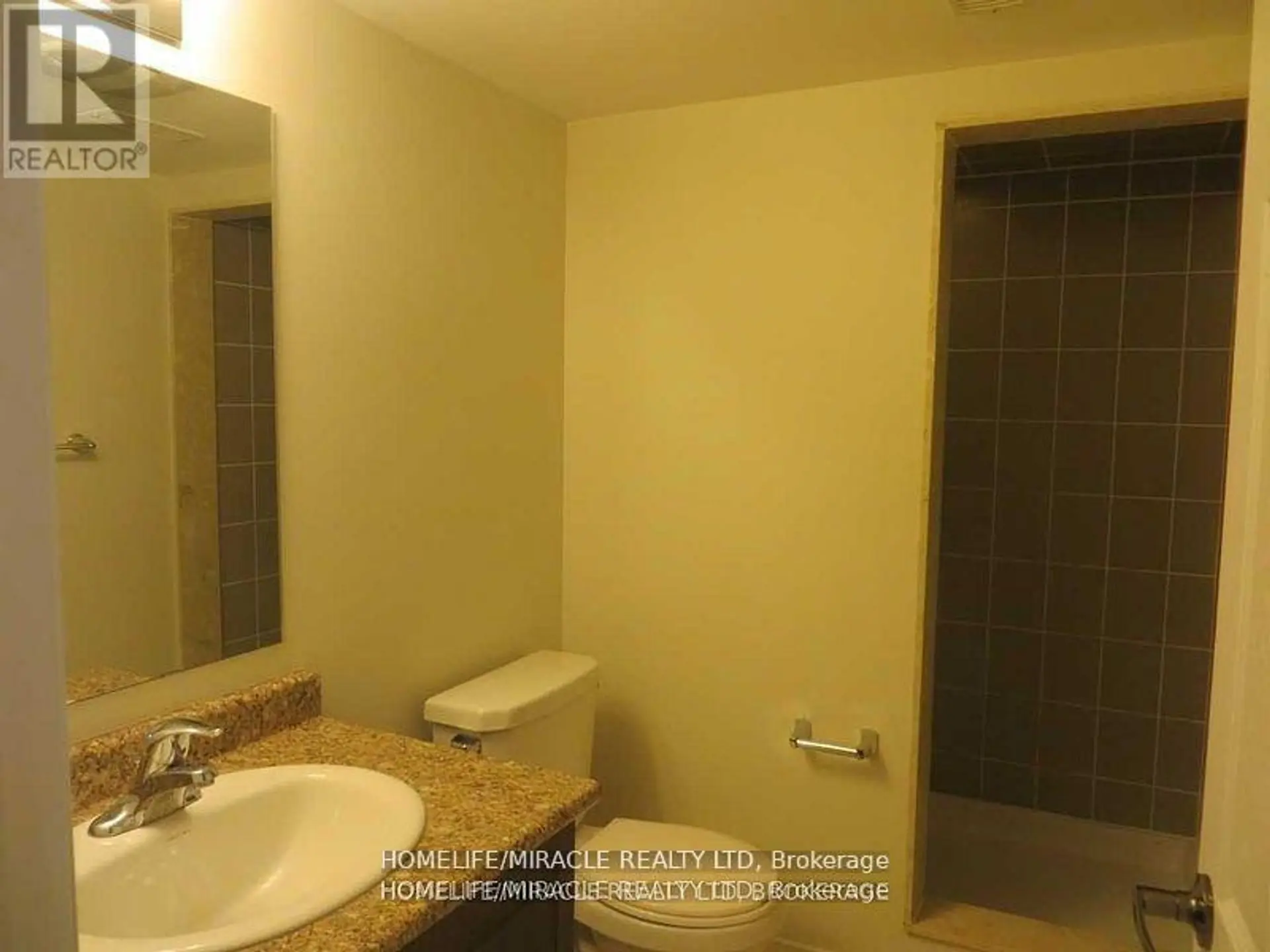 142 GOLDEN SPRINGS DRIVE - Image 19