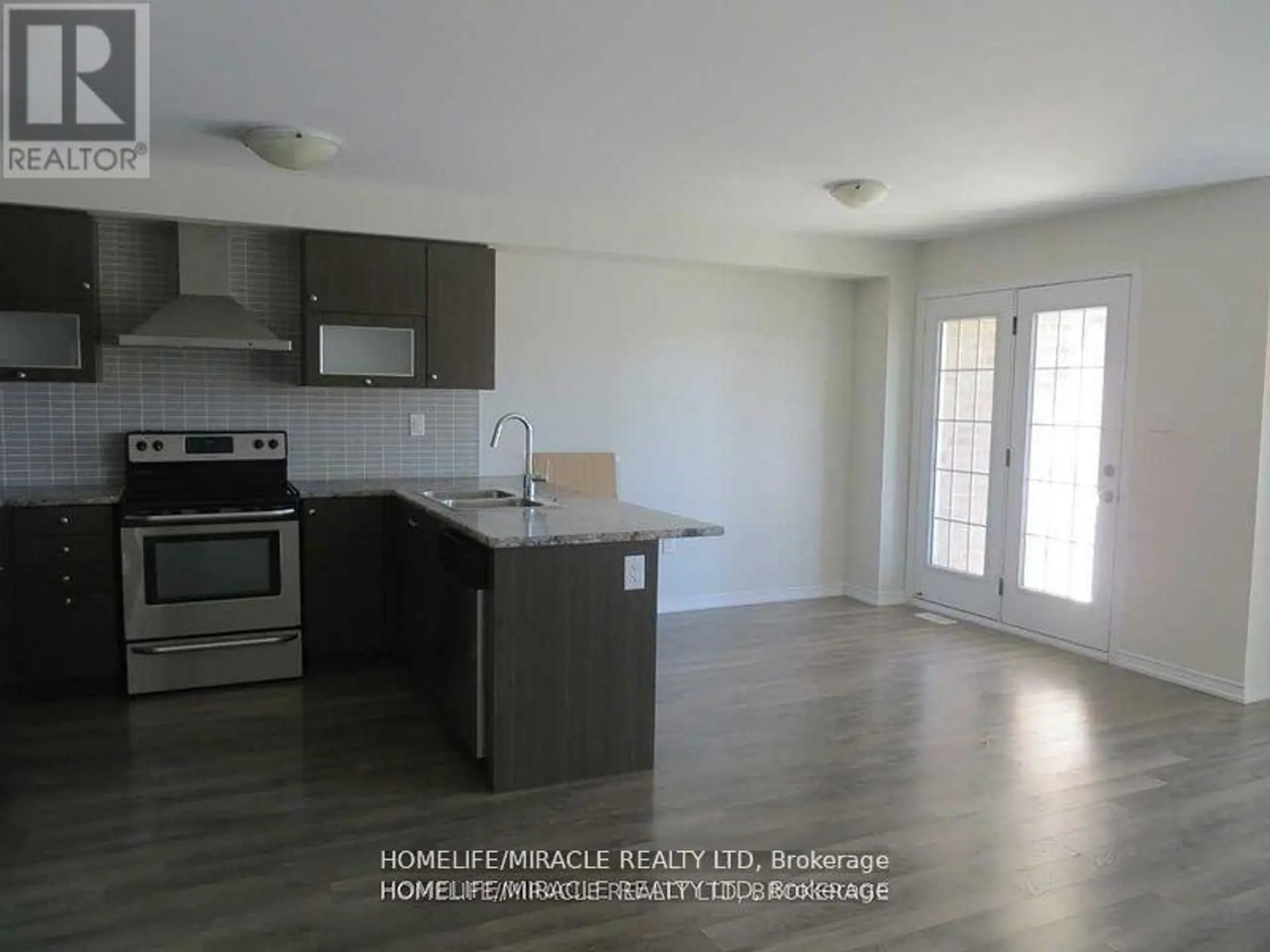 142 GOLDEN SPRINGS DRIVE - Image 2