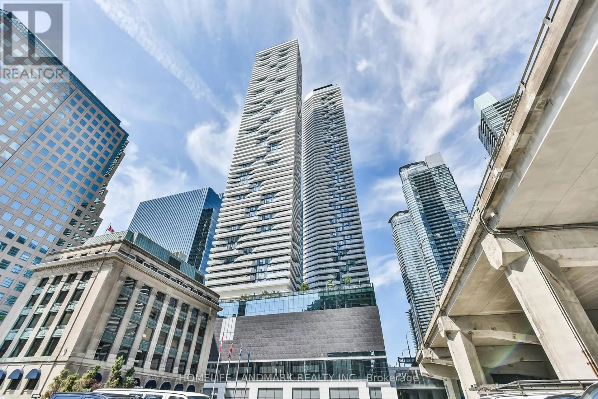 #2806 88 HARBOUR STREET - Image 2