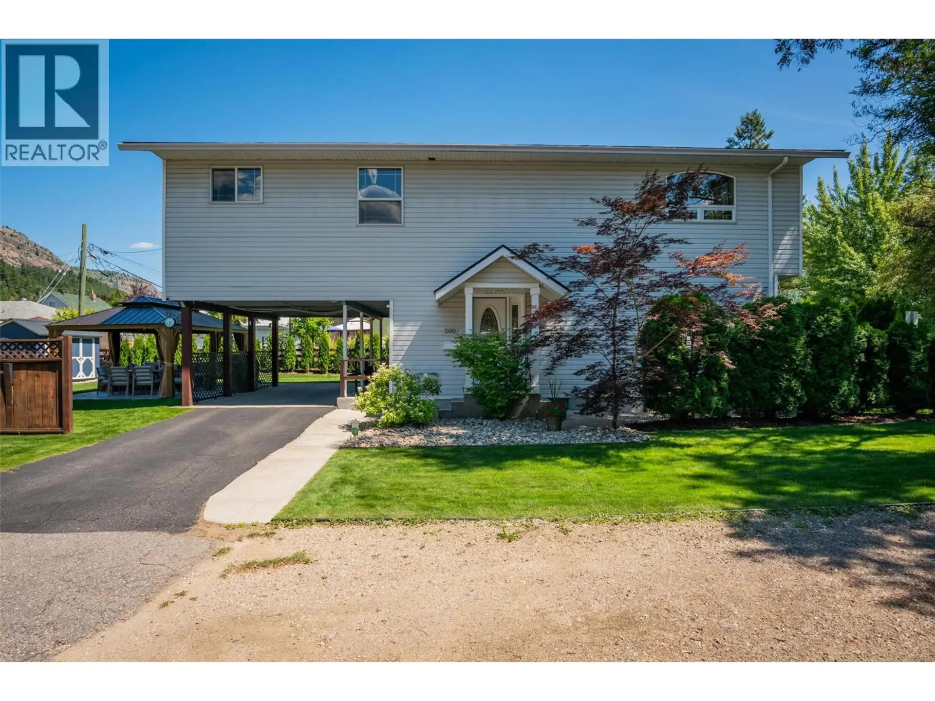 Property at 2007 Valleyview Drive, Trail, BC
