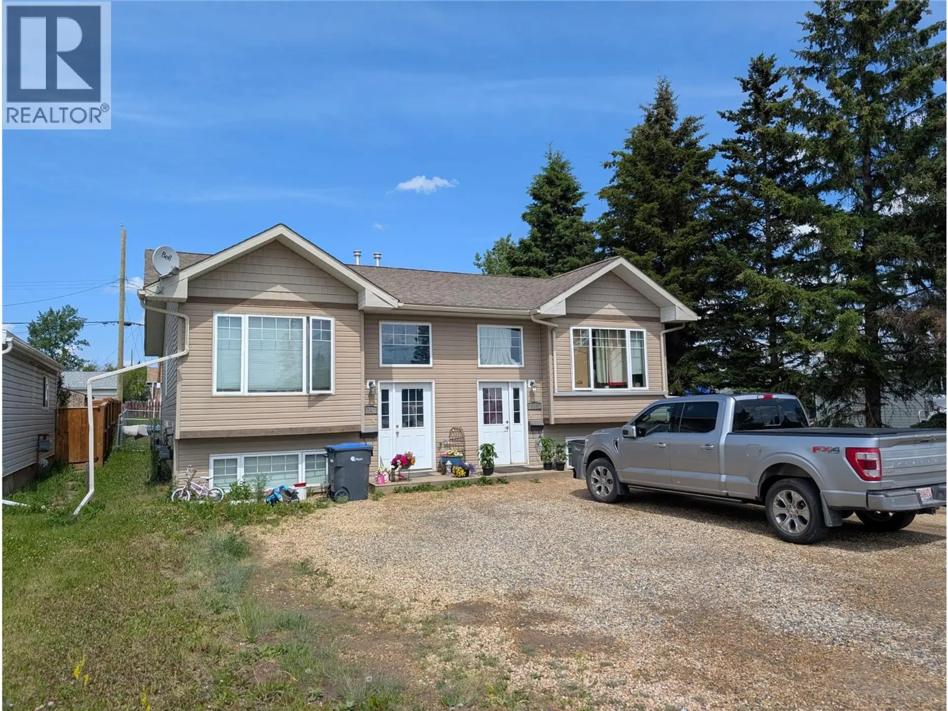 Property at 312 99 Avenue, Dawson Creek, BC