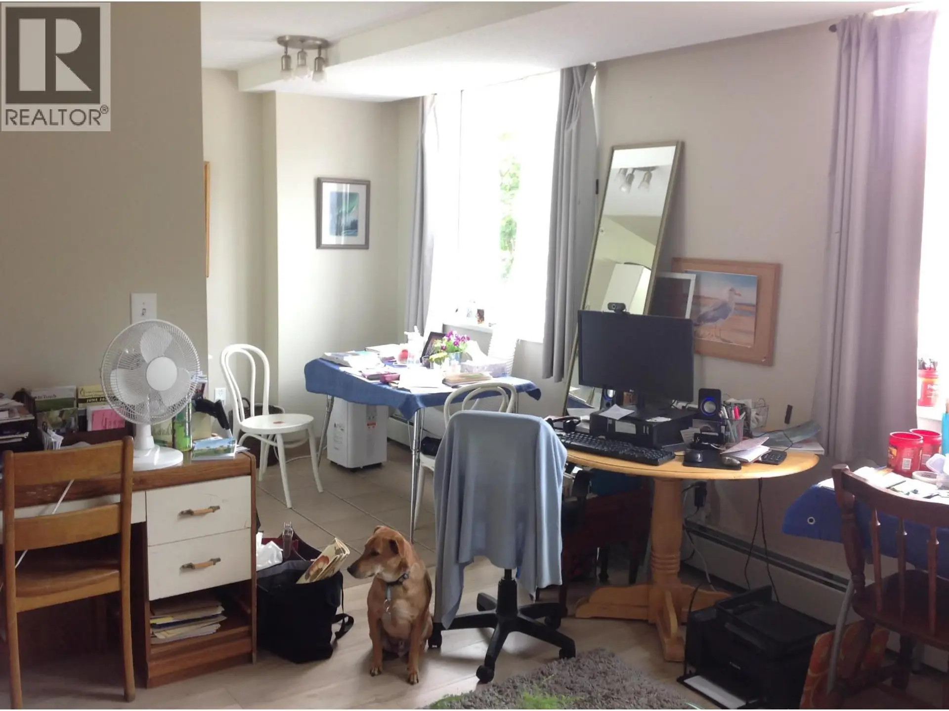 #206 1501 QUEENSWAY STREET - Image 3