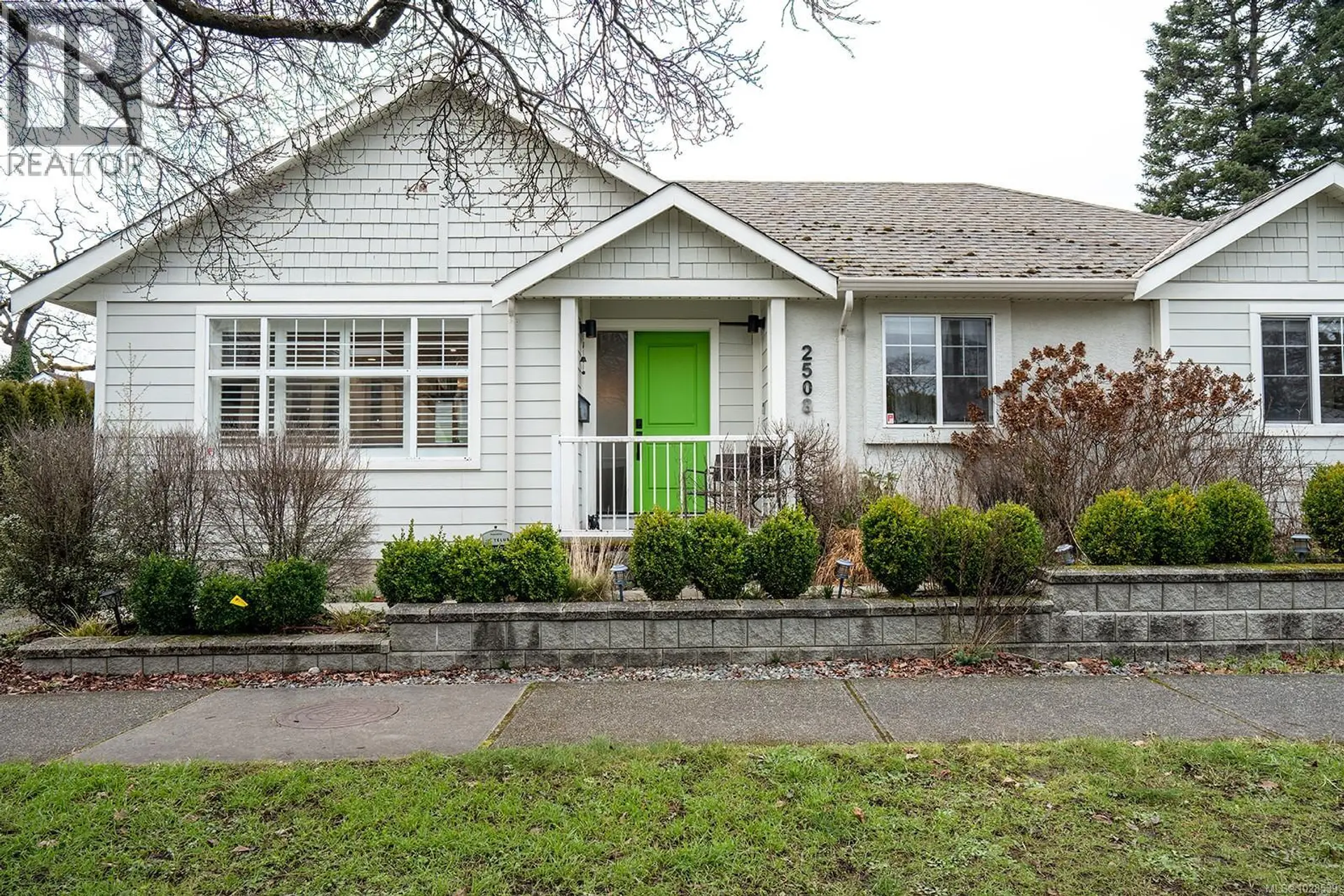 Property at 2508 Shakespeare St, Victoria, BC