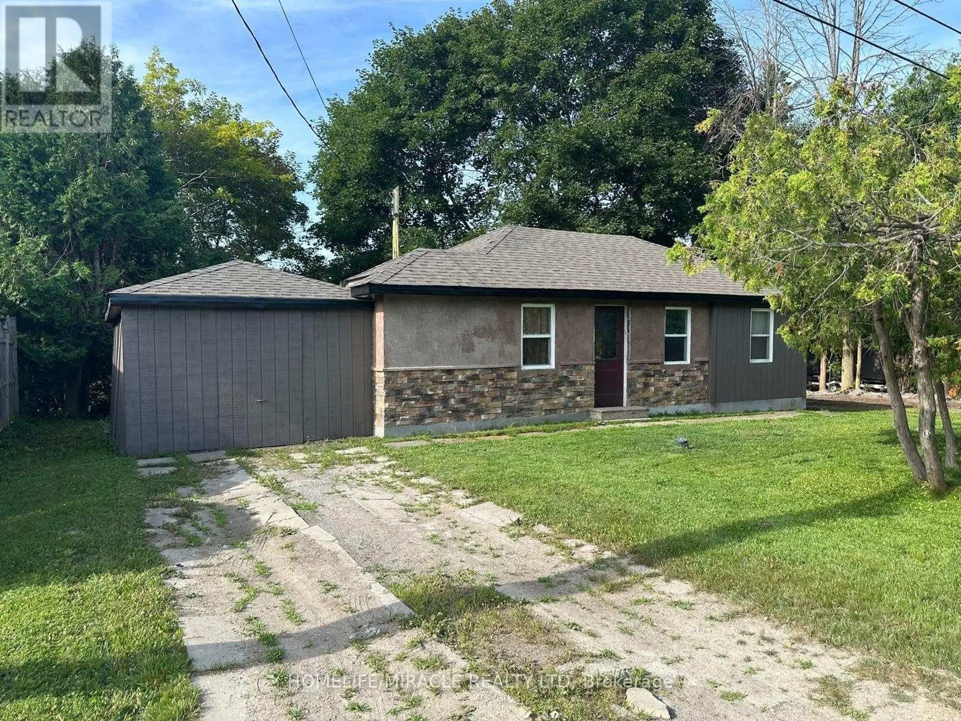 164 RIVERBANK DRIVE - Image 1