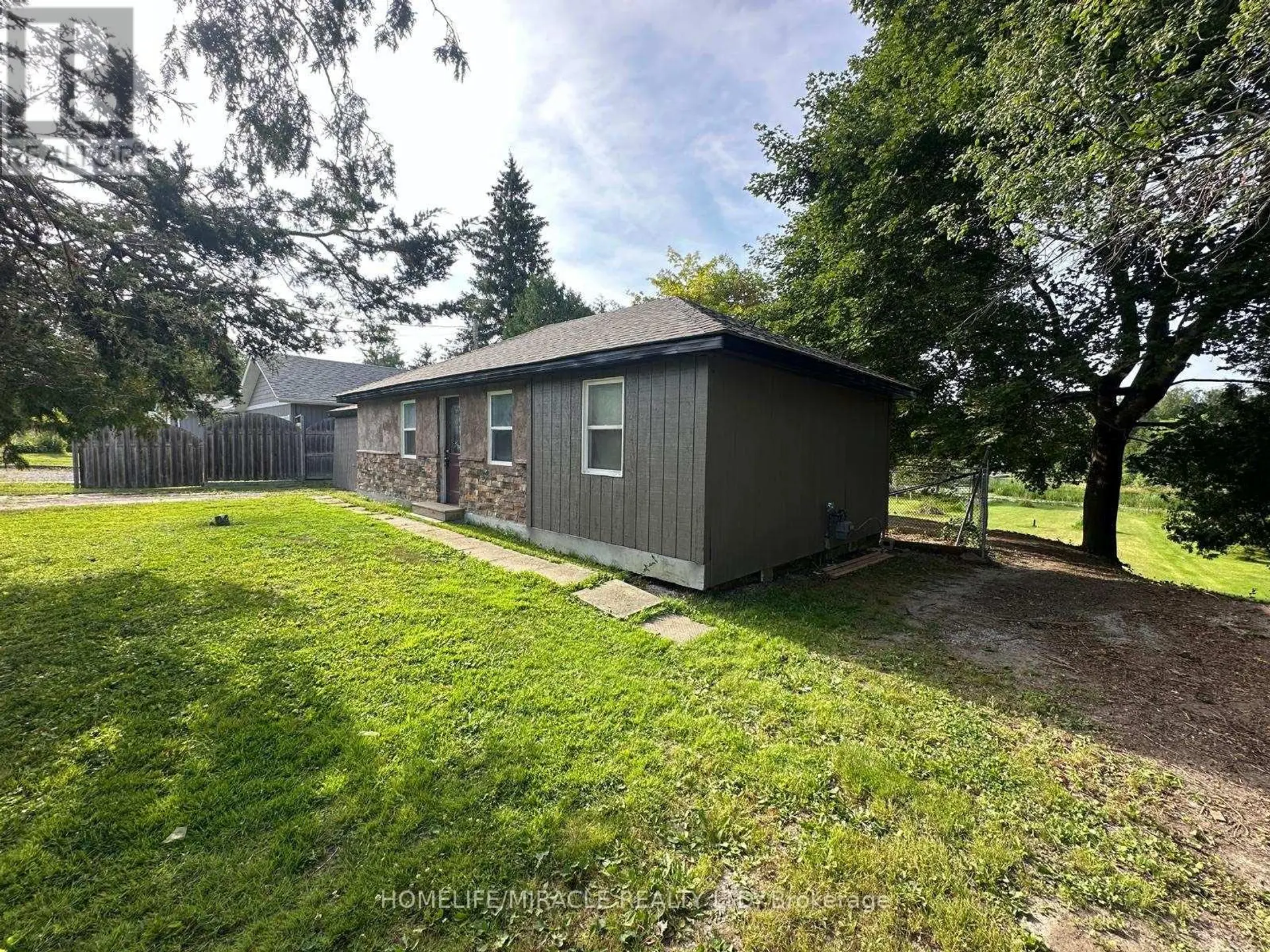 164 RIVERBANK DRIVE - Image 2